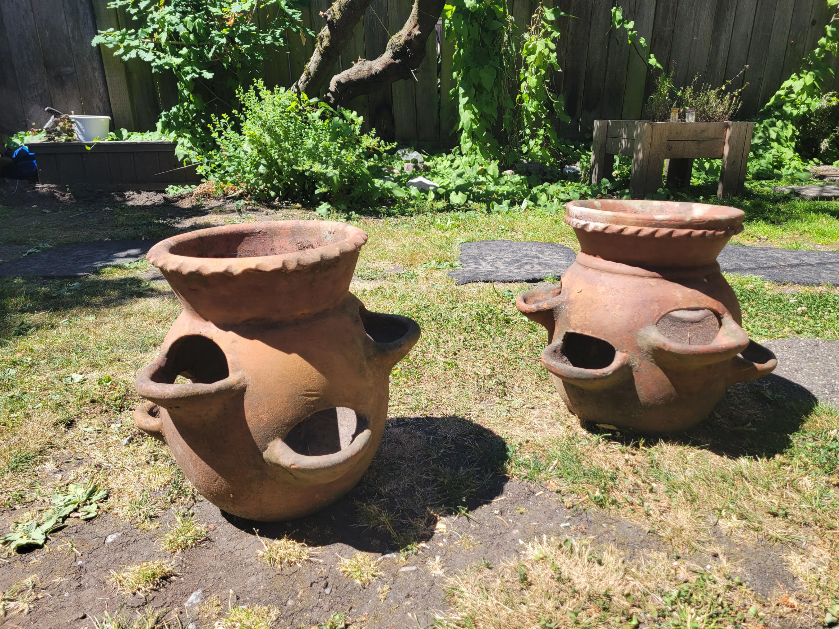 Terracotta Tiered Planter Pots – Set of 2 - photo 2
