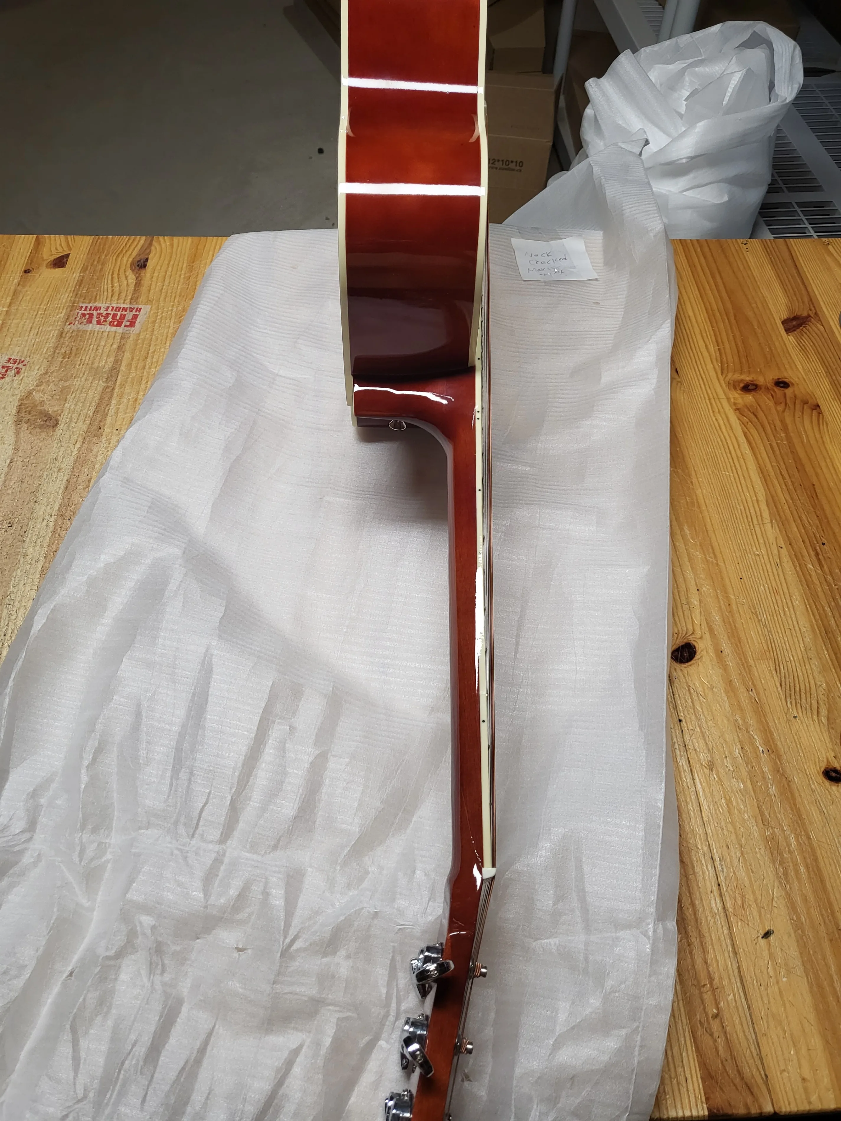 40" Left-Handed Acoustic Guitar – Cracked Neck & Body (As-Is) image indicator(5)