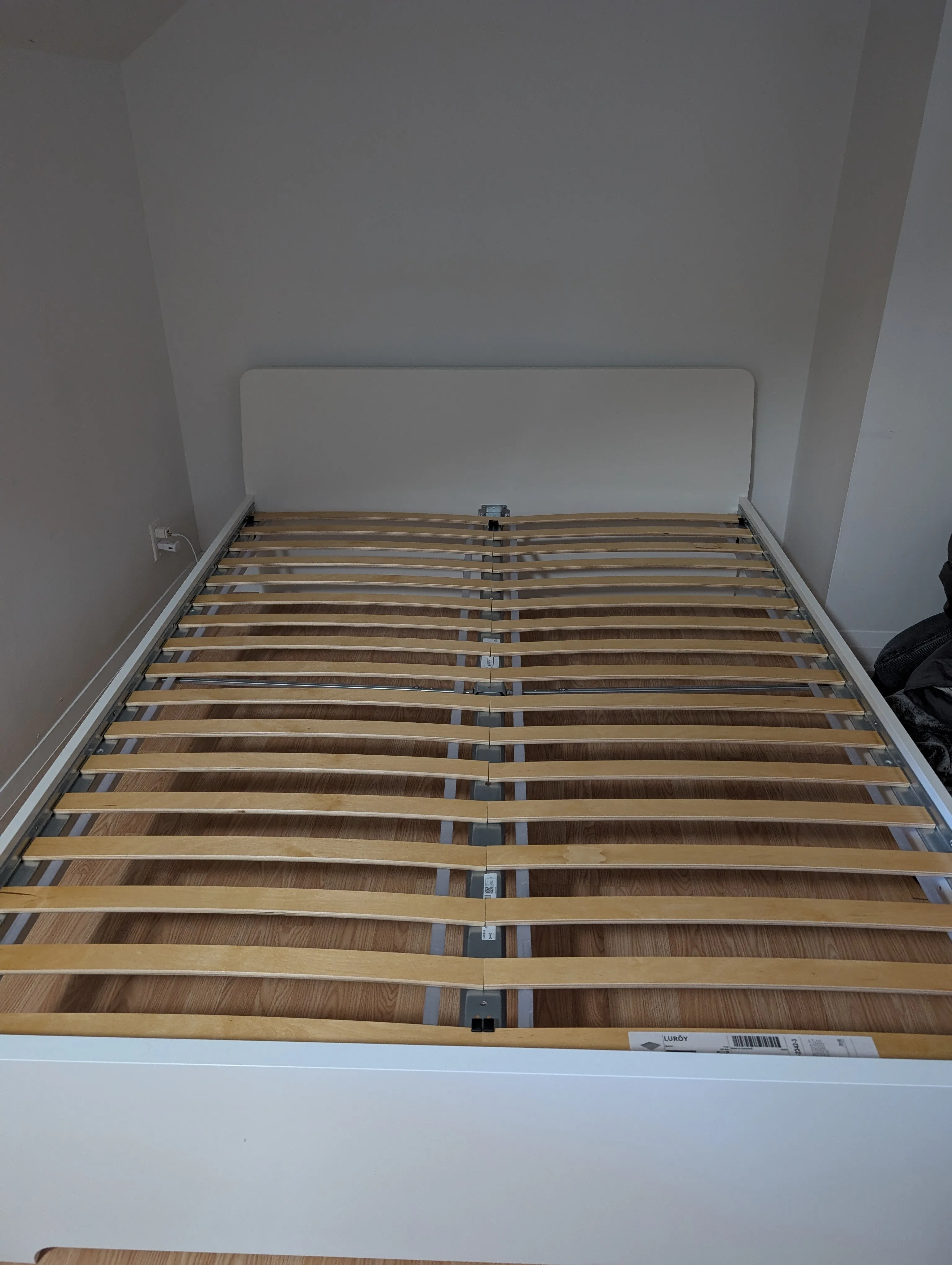 Ikea ASKVOLL Bed Frame image indicator(3)