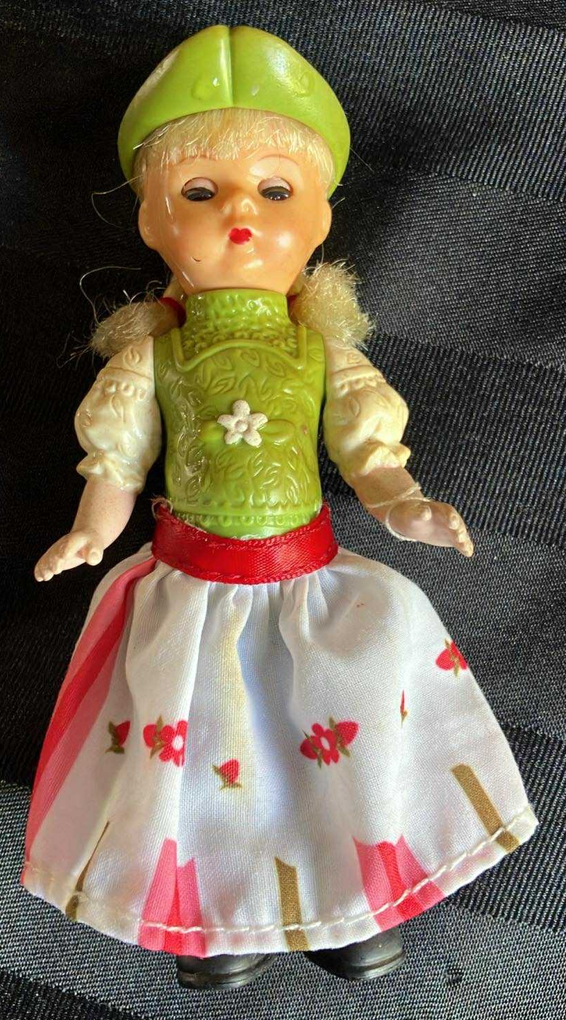2010 Madame Alexander Gretel - 5 Inches