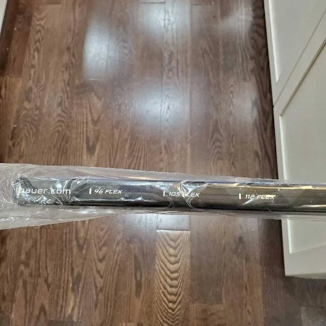 Bauer Nexus 7000 Hockey Stick – Adult, Right Hand NEW image indicator(3)