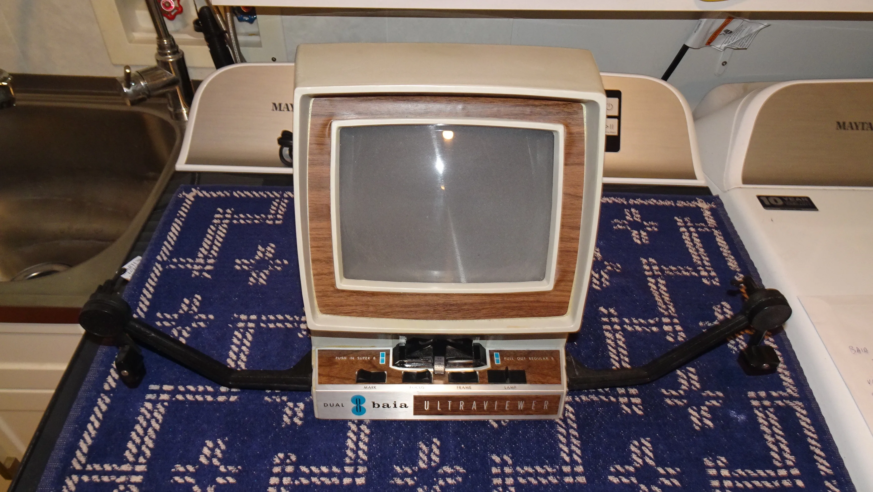 Baia Duel 8MM Film Viewer and Editor image indicator(3)