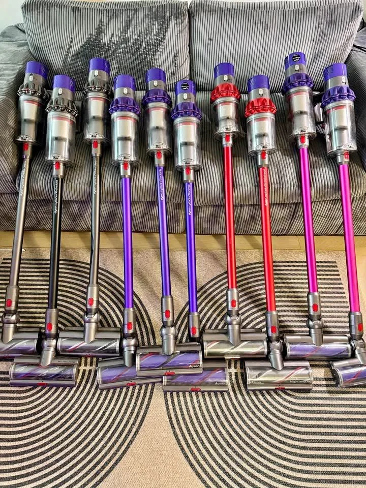 Dyson v10. Like new, lots of extras! thumbnail