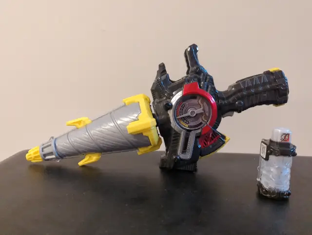 DX Kamen Rider Build Drill Crusher