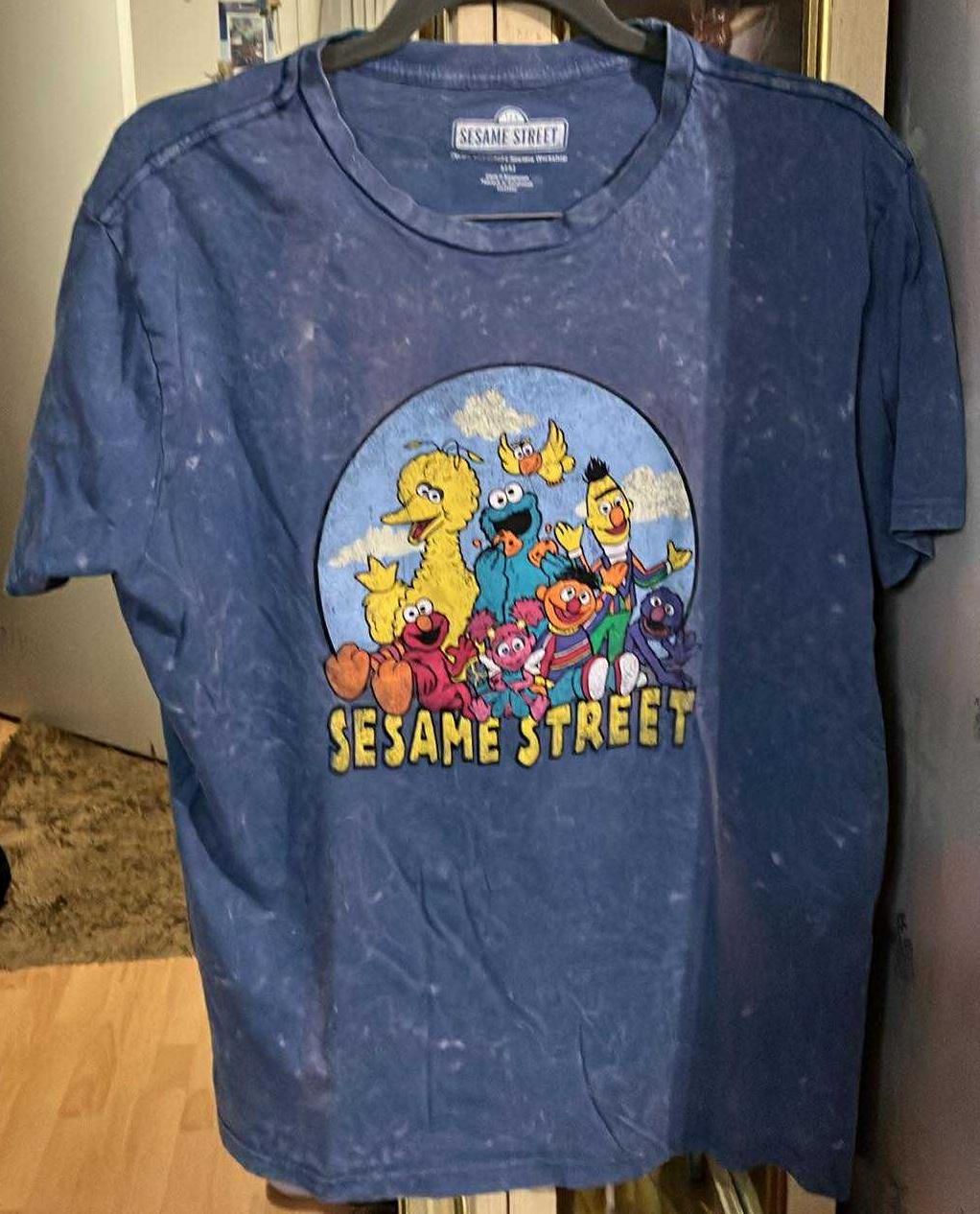 Man Sesame Street T-Shirt - Size Medium