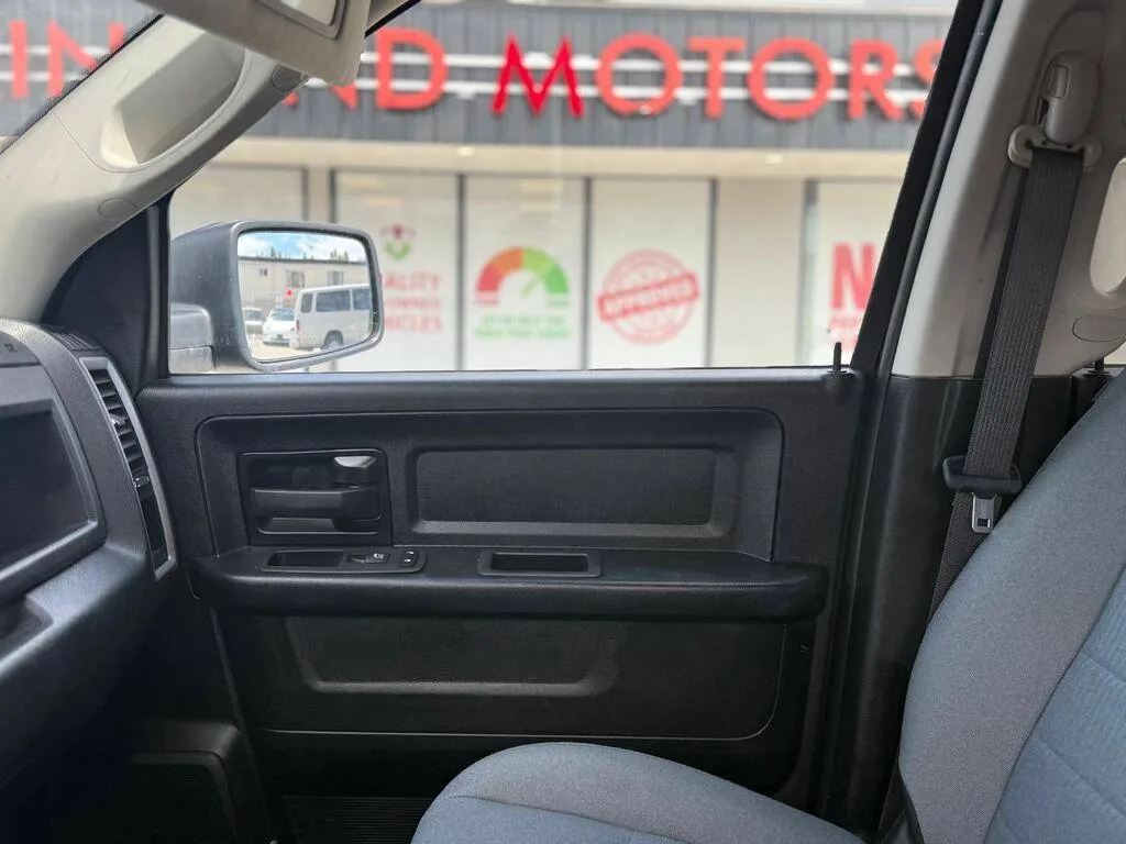 Ram 1500 Classic *LOWEST PRICE* image indicator(8)