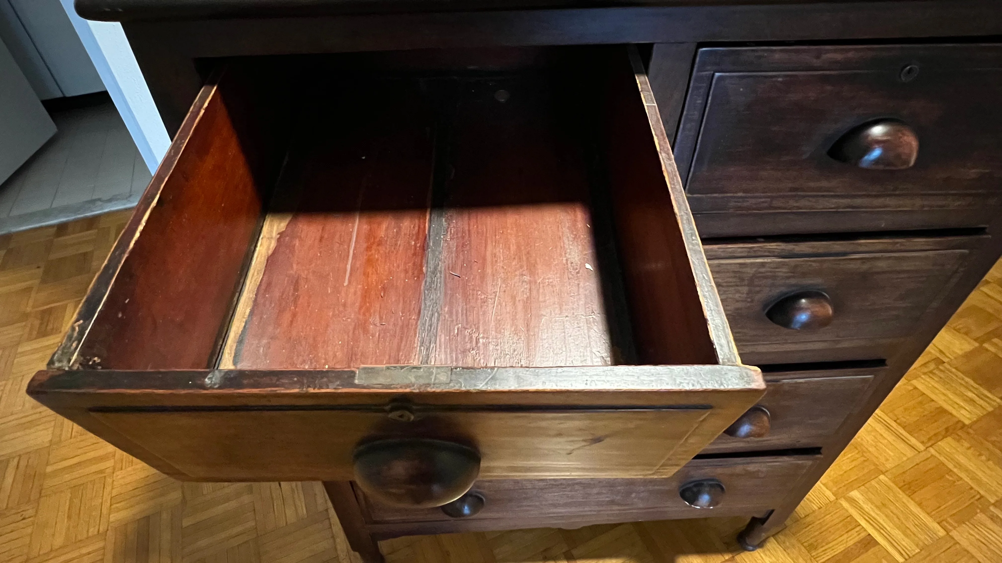 Antique Solid Wood 5-Drawer Dresser – Vintage Chest of Drawers image indicator(5)