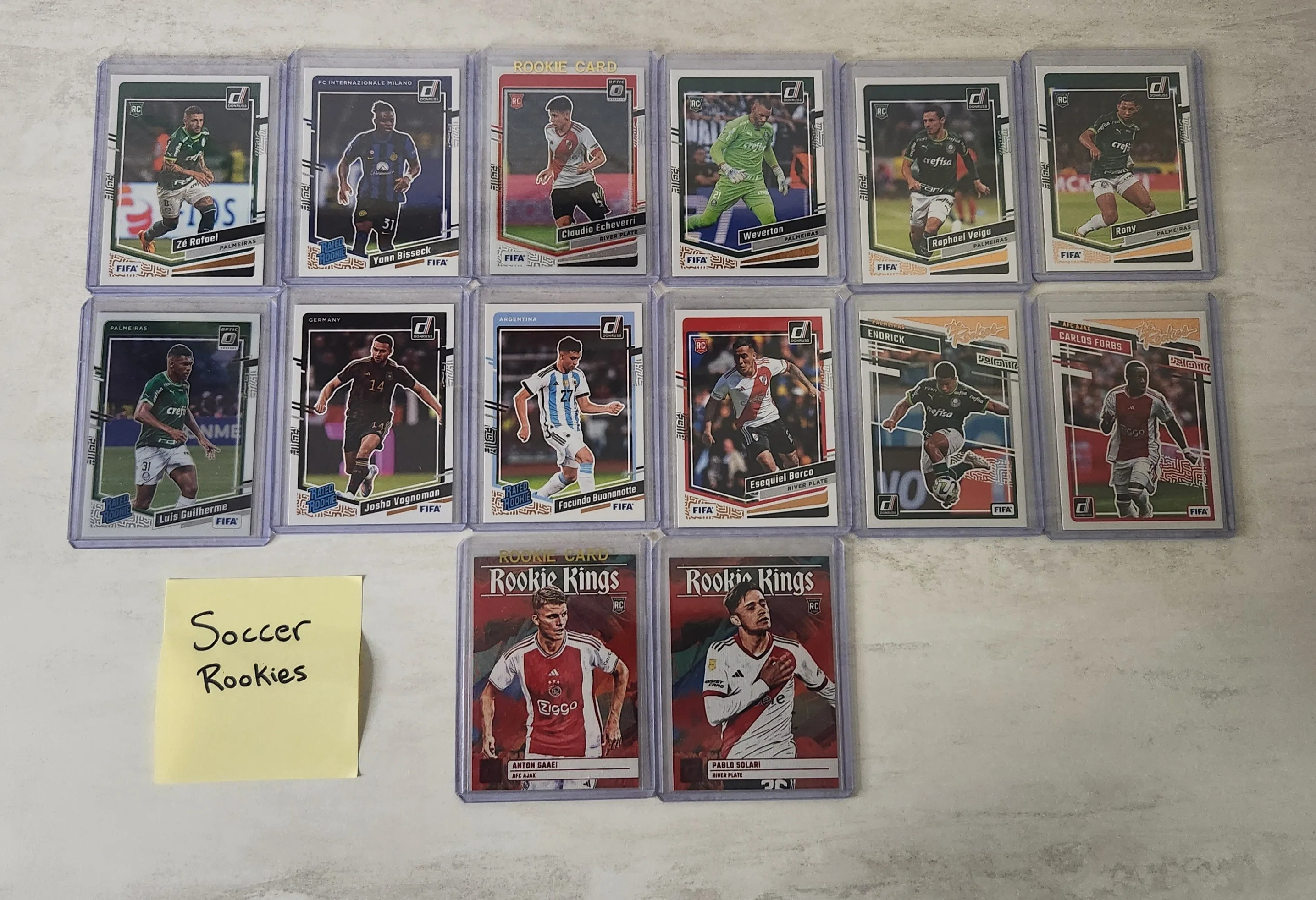 ⚽🏒🏈 100's of Sports Card Bundle! Rookies, Inserts, Supplies image indicator(3)
