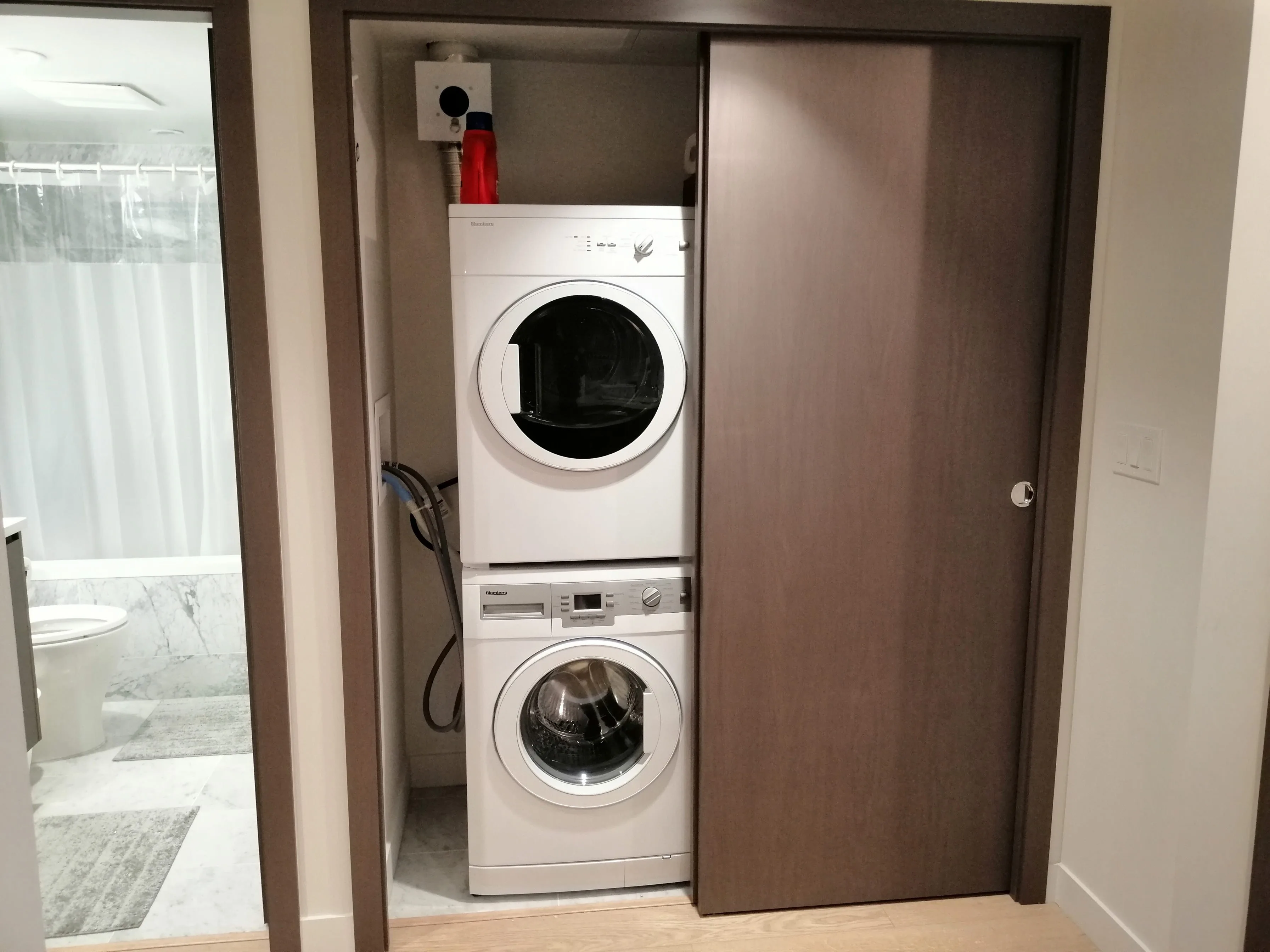 Apartment for rent $2400 image indicator(10)