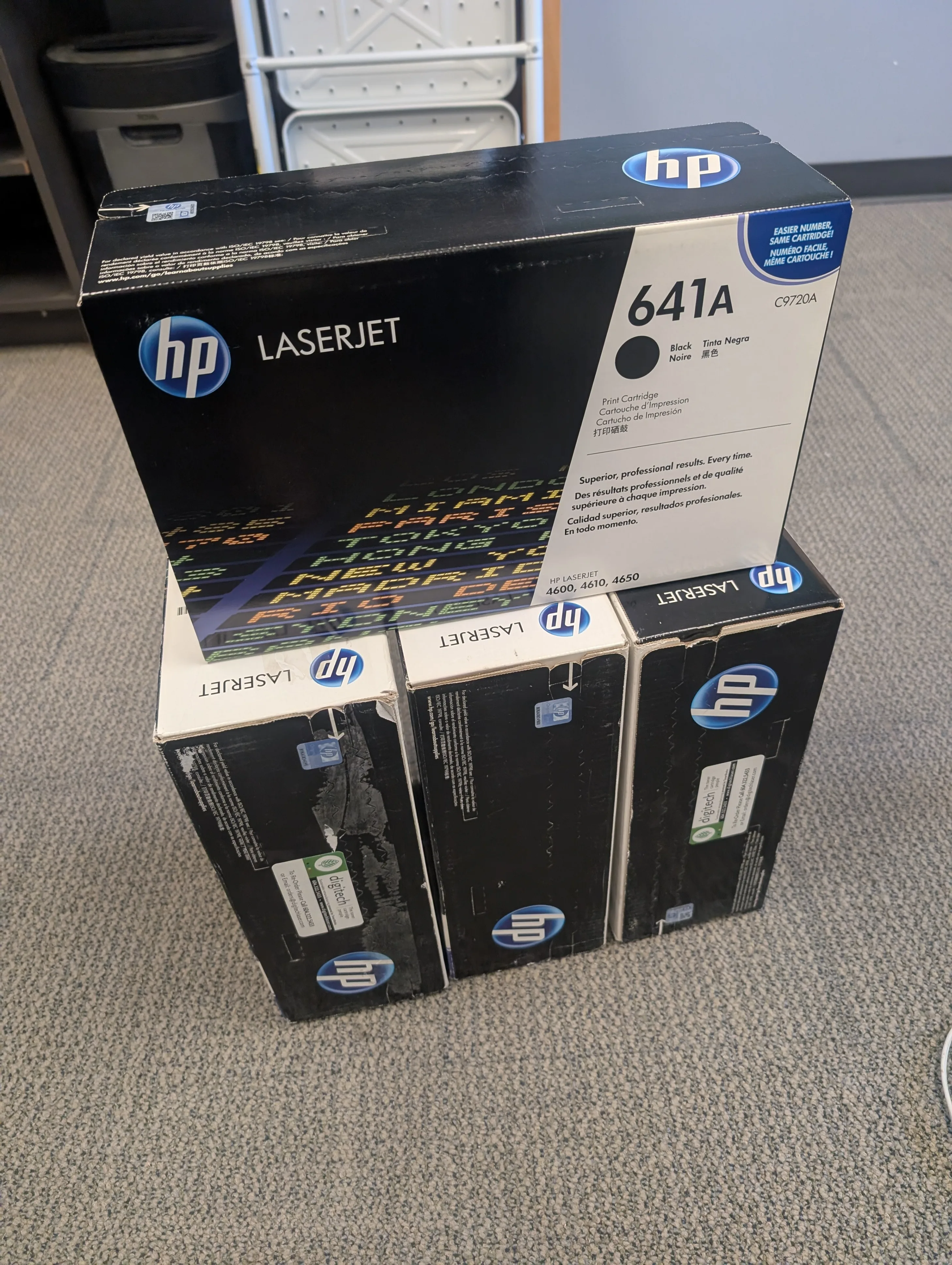 HP 641A LaserJet Toner Cartridges thumbnail