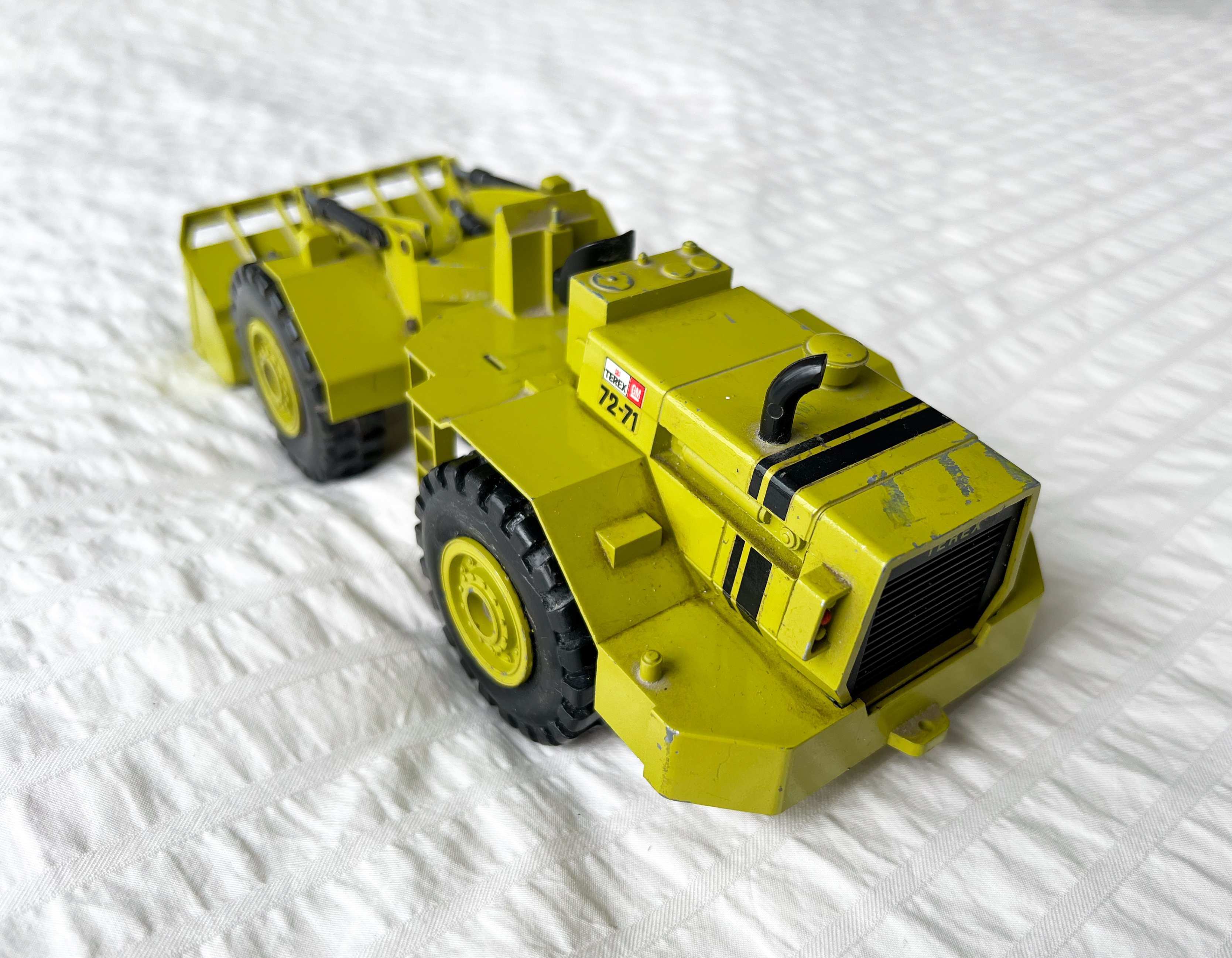 Gescha Terex 72-71 Loader 1:40 Scale Die-Cast Model - photo 4