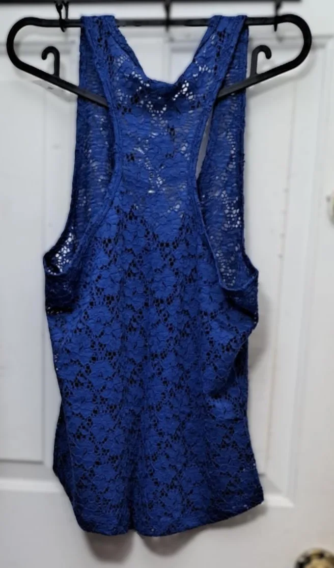 New Beautiful Halter Lace Tank Top image indicator(2)