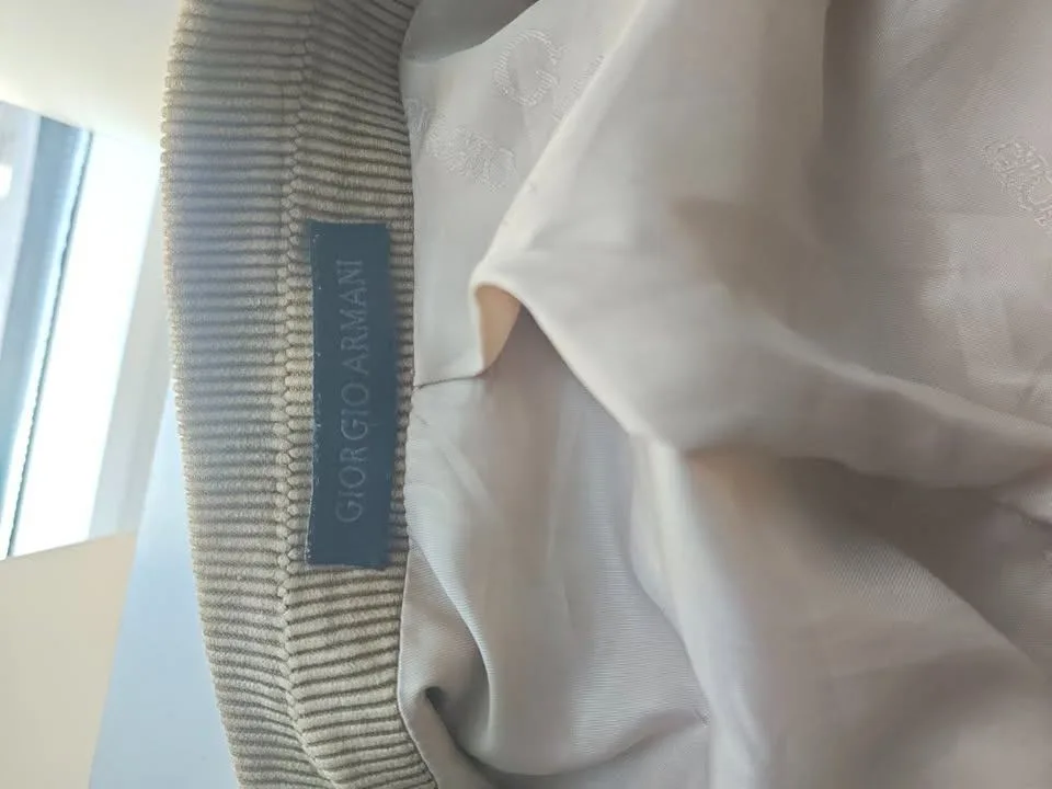 Giorgio Armani Vintage Italian Corduroy Blazer – Size 48 image indicator(5)