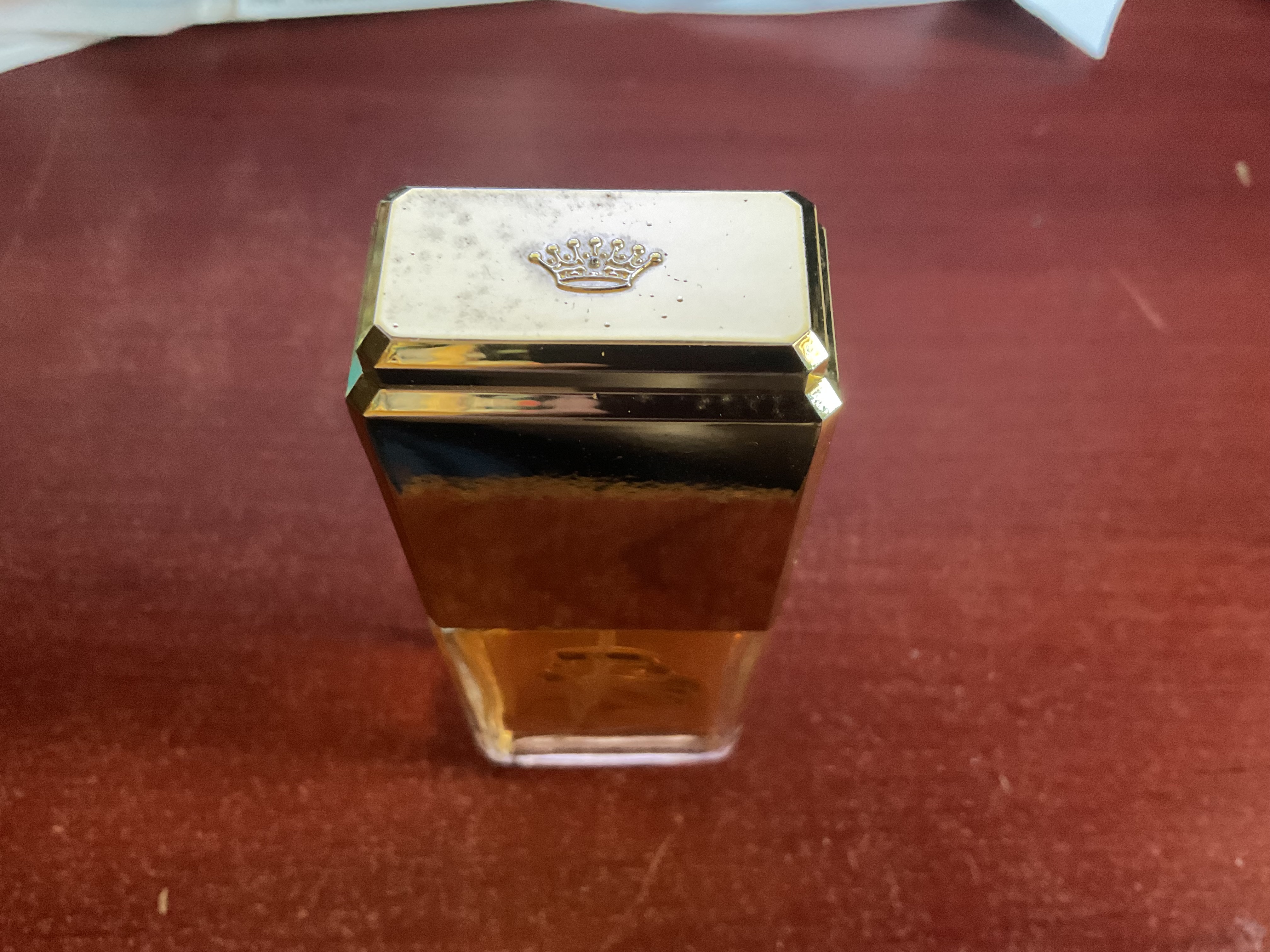 Timeless Elegance: White Shoulders Cologne 1.5oz Rare Gem - photo 3