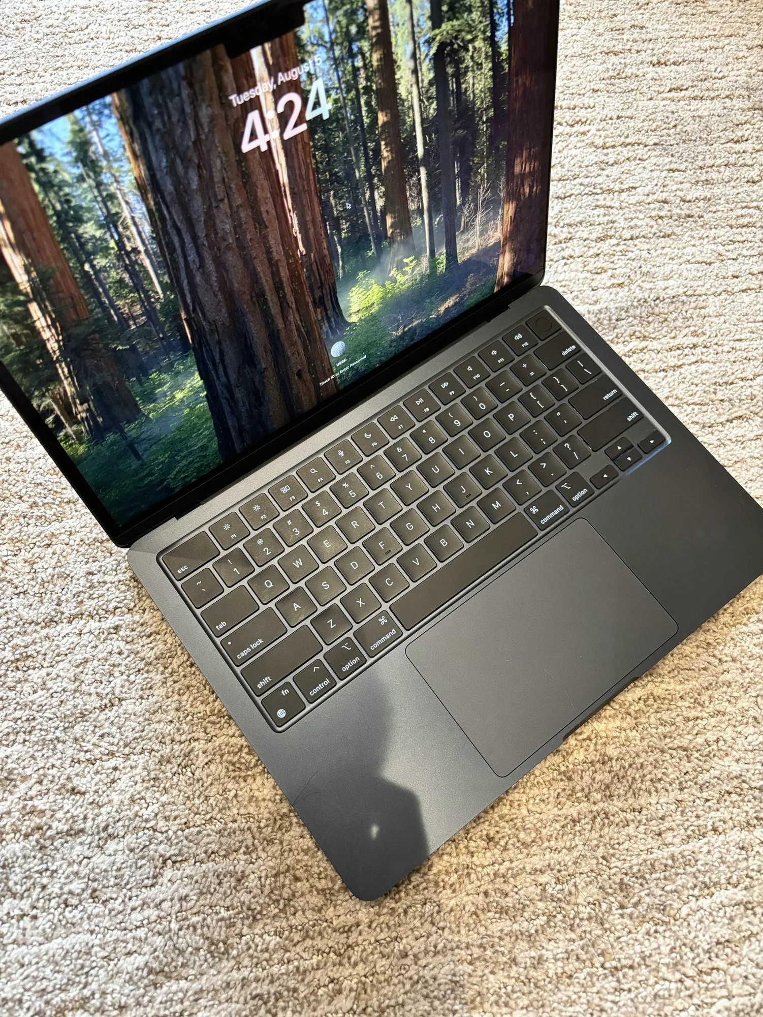 MacBook Air M3 13.6 in 8GB/256GB - 100% Battery thumbnail