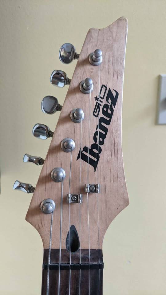 Ibanez GiO 6-String Electric Guitar