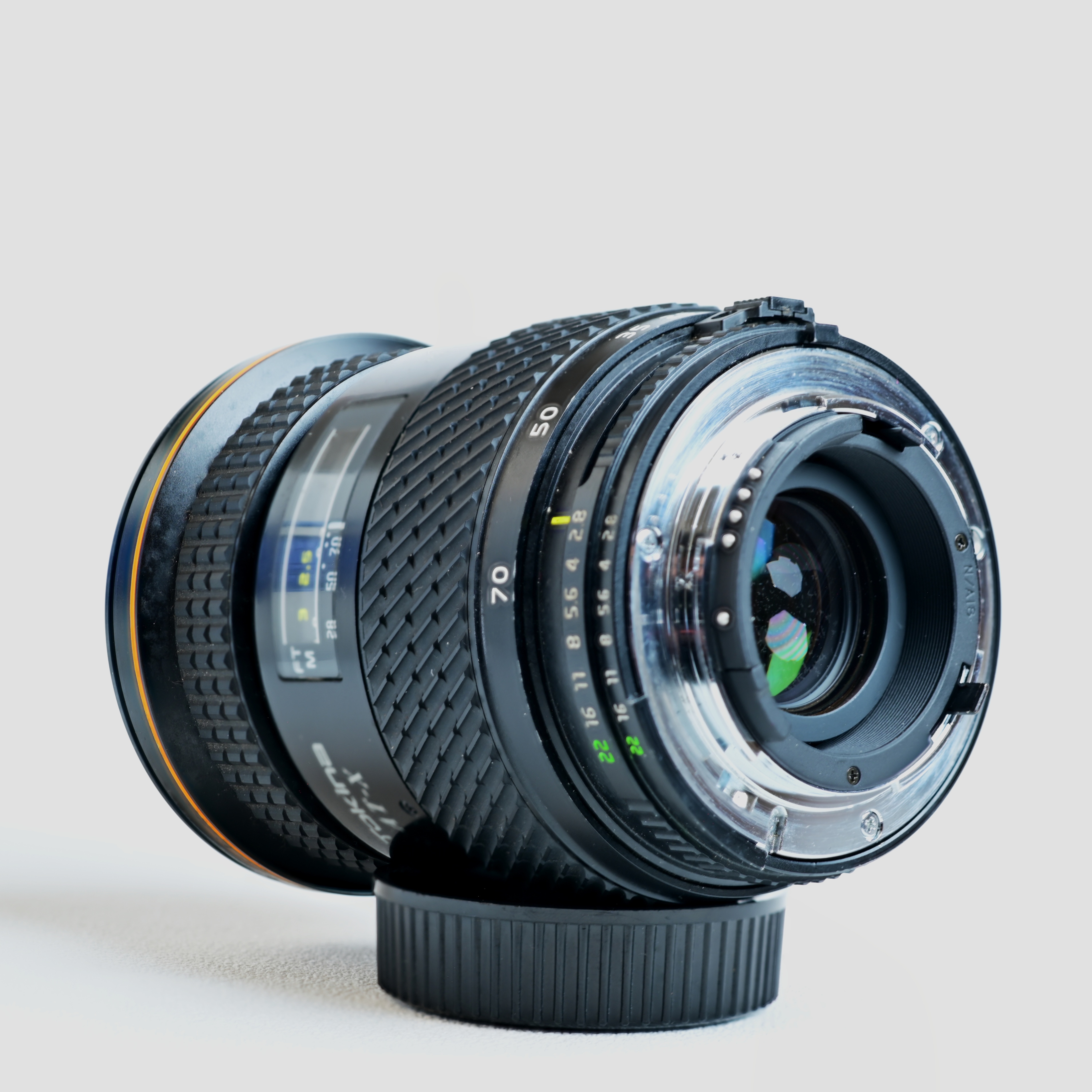 Tokina AT-X Pro 28-70mm F2.8 Zoom lens for Nikon F mount - photo 5