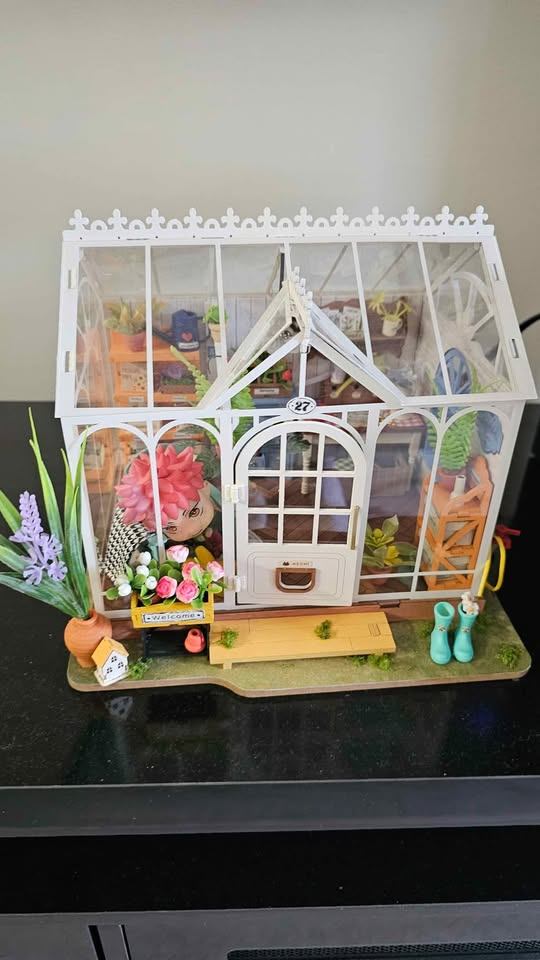 Mini house