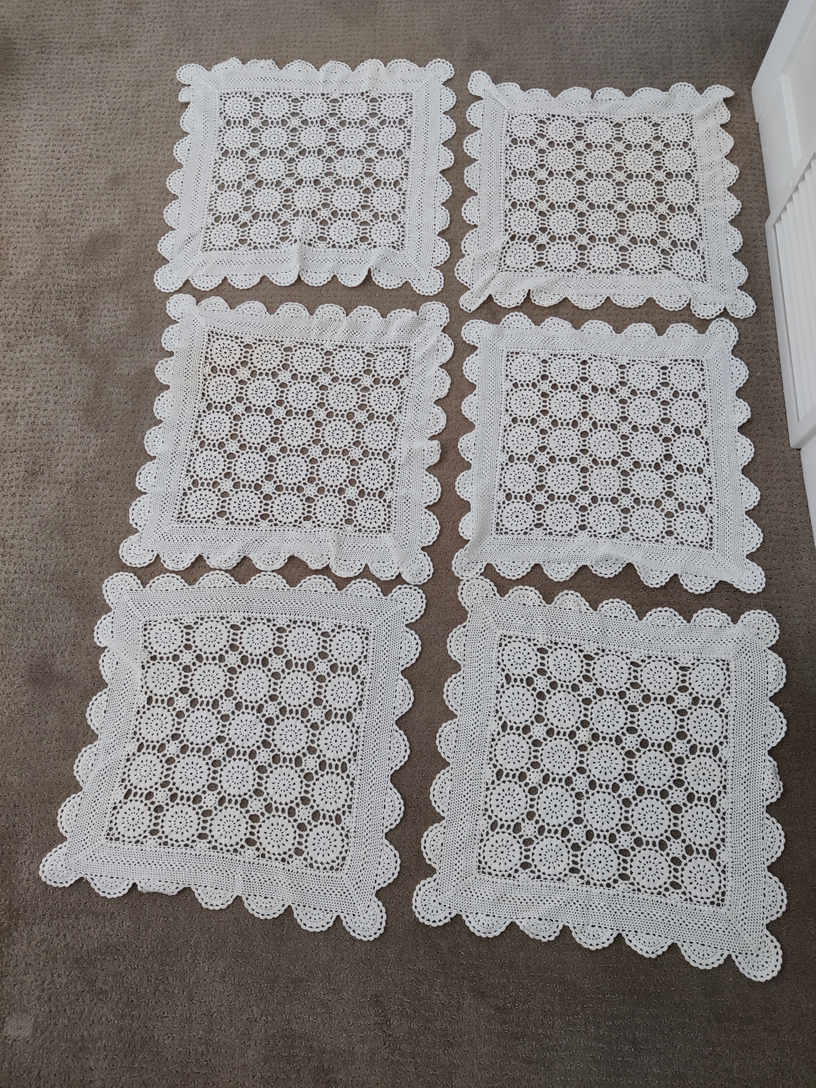 6 Crochet Lace Doilies Centerpiece Table Mats / Doily Placemats