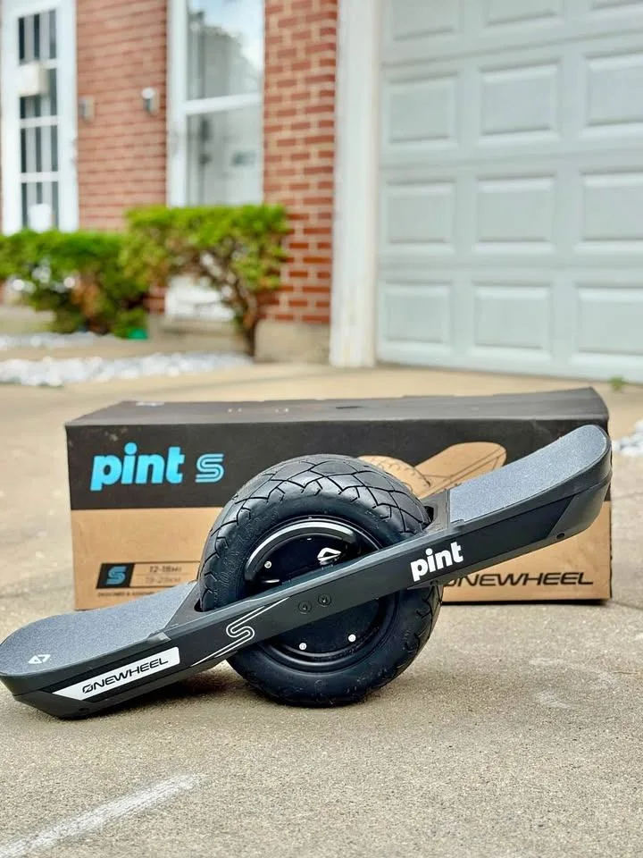 Onewheel Pint S. New. 0 miles! thumbnail