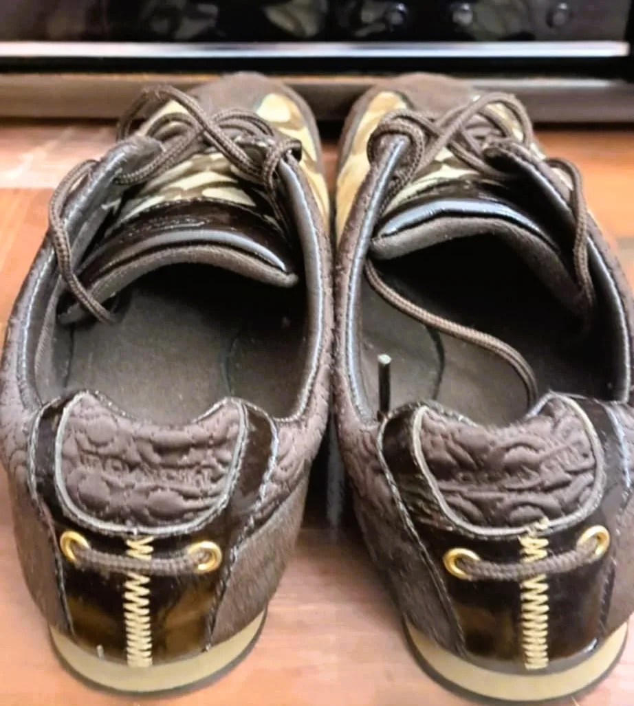 Authentic Coach Monogram Genuine Leather Sneaker image indicator(4)