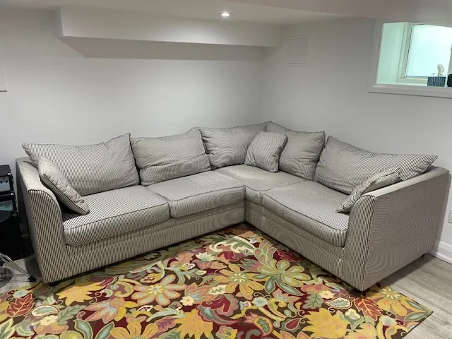 L-Shaped Striped Couch - Klaussner Brand image indicator(2)