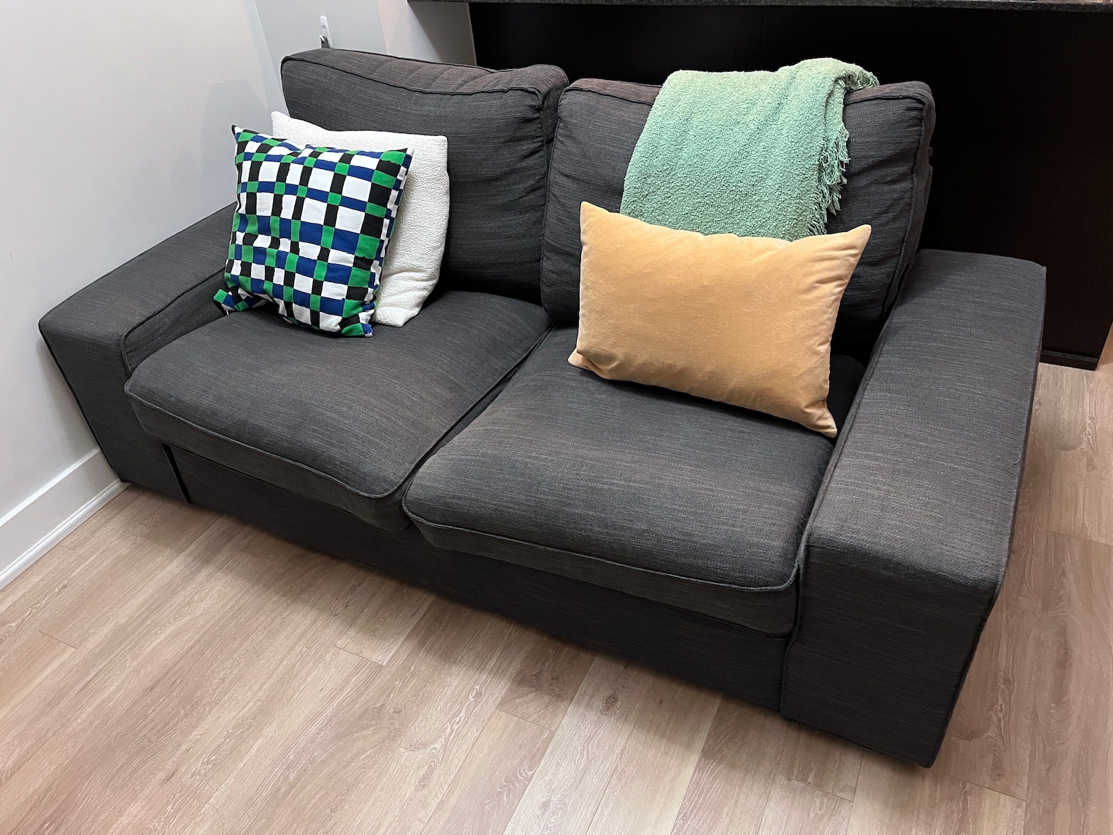 IKEA Loveseat sofa - photo 3