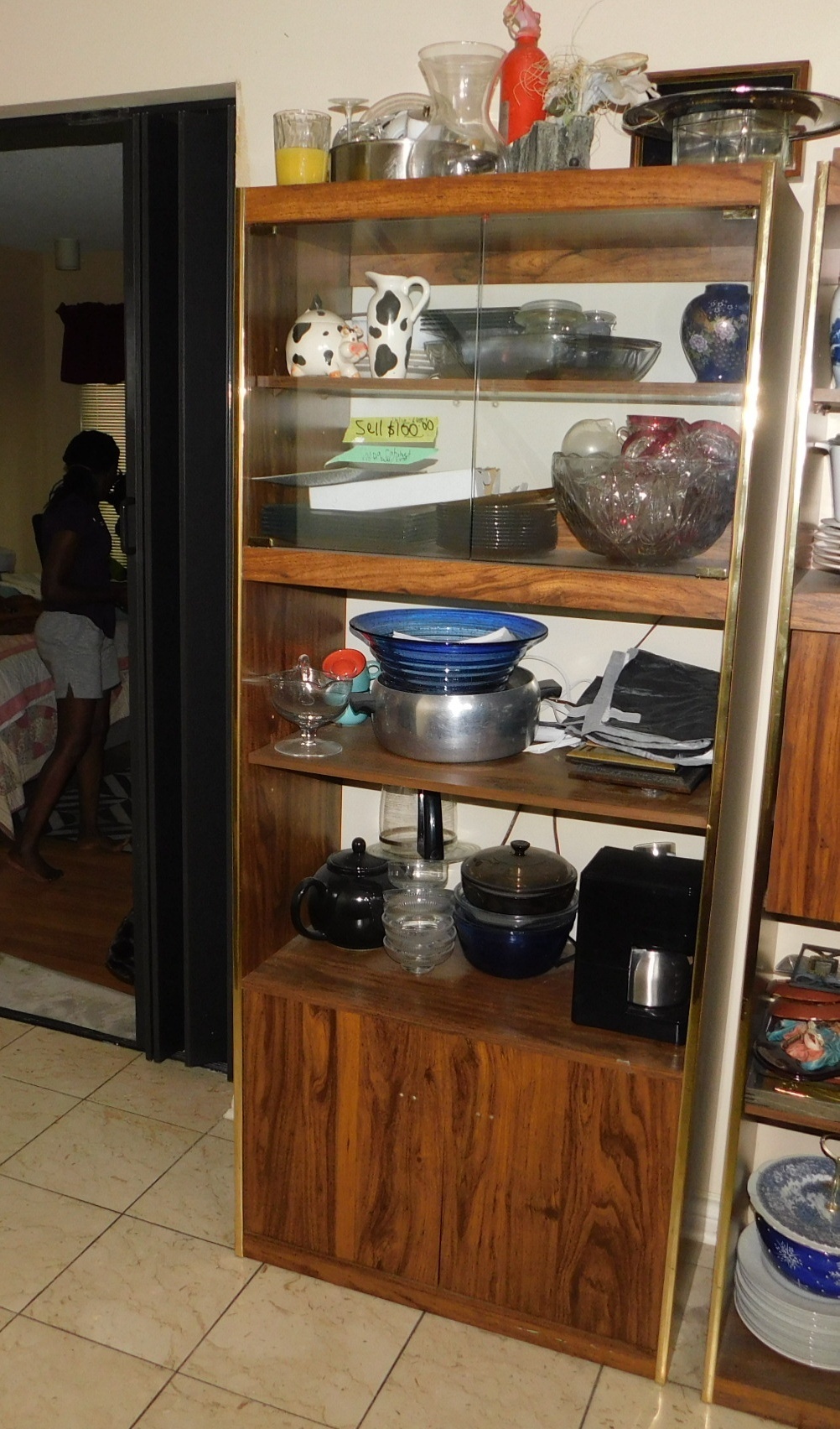 Elegant Vintage China Cabinet – Only $100! (Valued at $400)