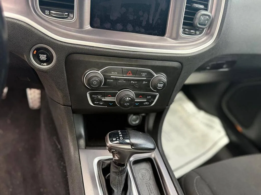 Charger *LOWEST PRICE* image indicator(8)