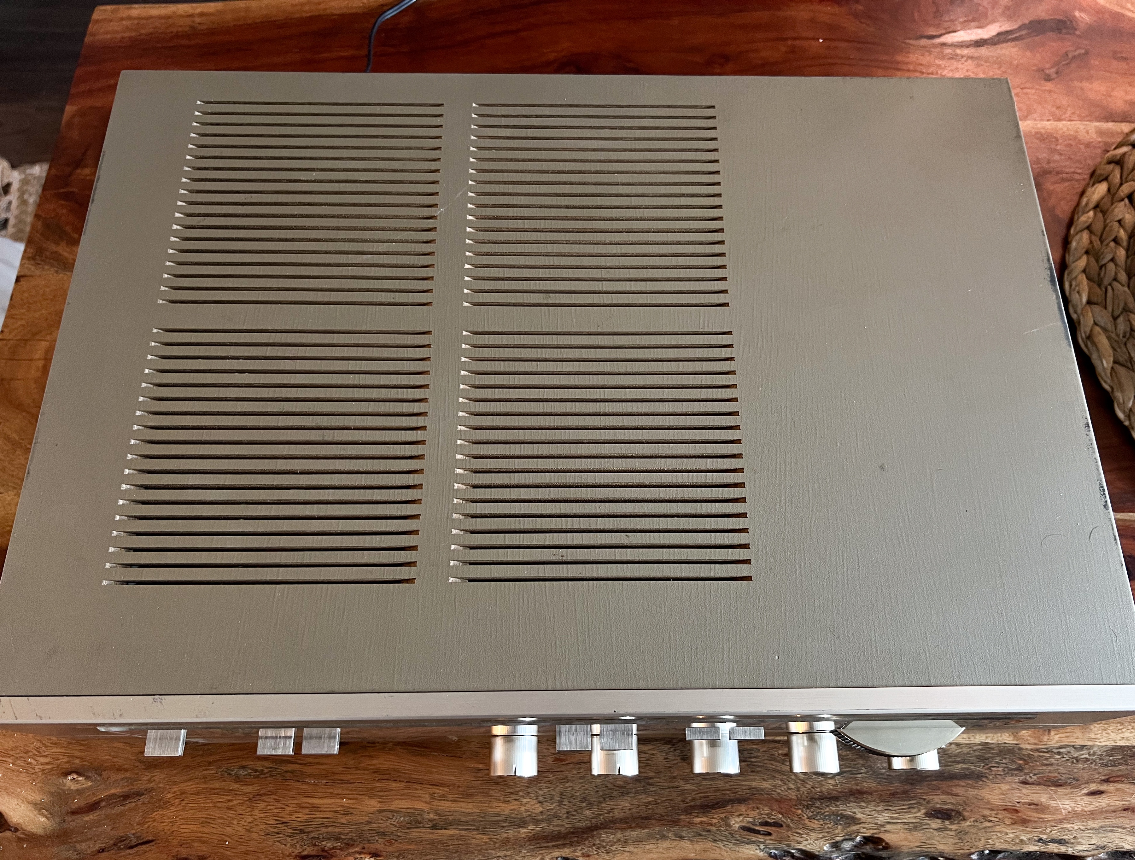 Marantz SR3100 Stereophonic Receiver (Vintage 1981) - photo 4