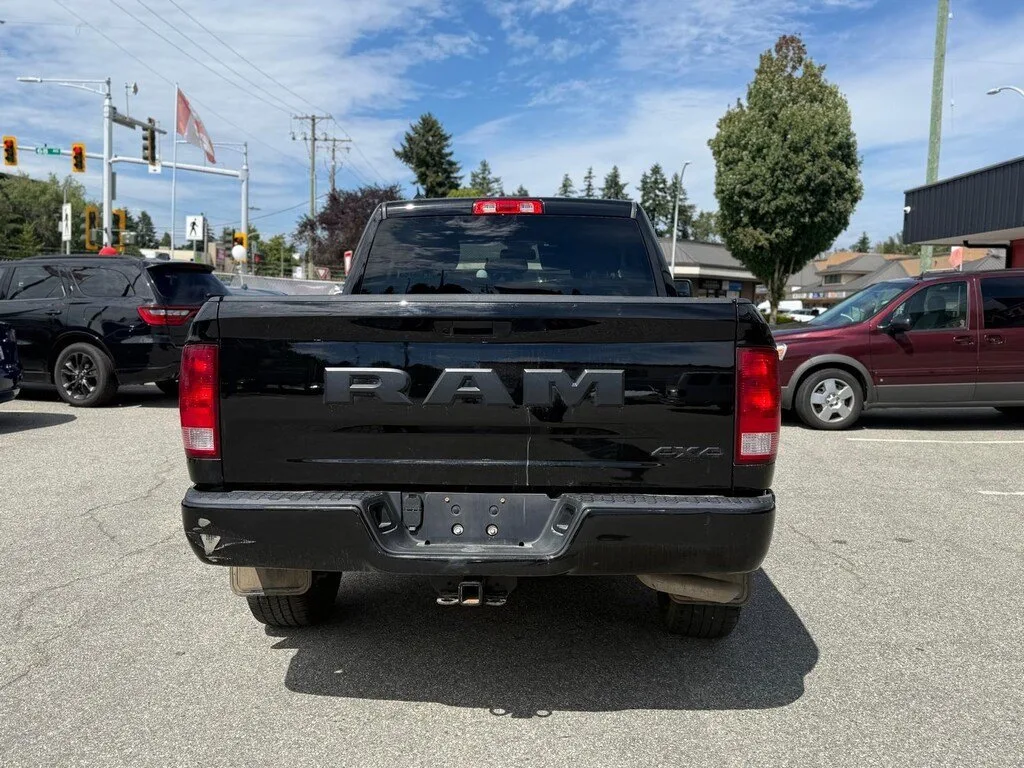 Ram 1500 Classic *LOWEST PRICE* image indicator(3)