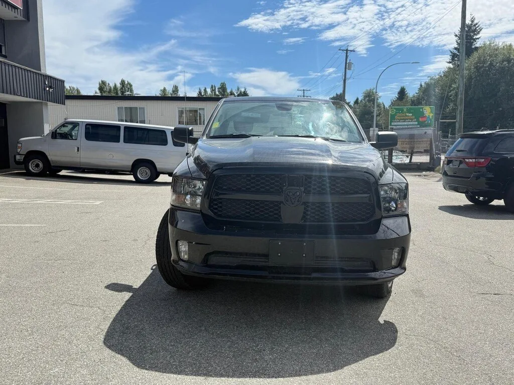 Ram 1500 Classic *LOWEST PRICE* image indicator(2)