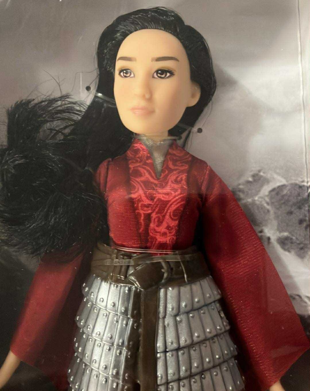 Disney Mulan Fashion Doll with Skirt Armor (New) - photo 2