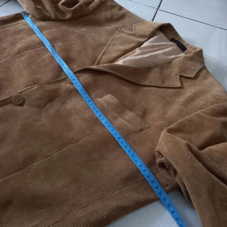 Giorgio Armani Vintage Italian Corduroy Blazer – Size 48 image indicator(6)