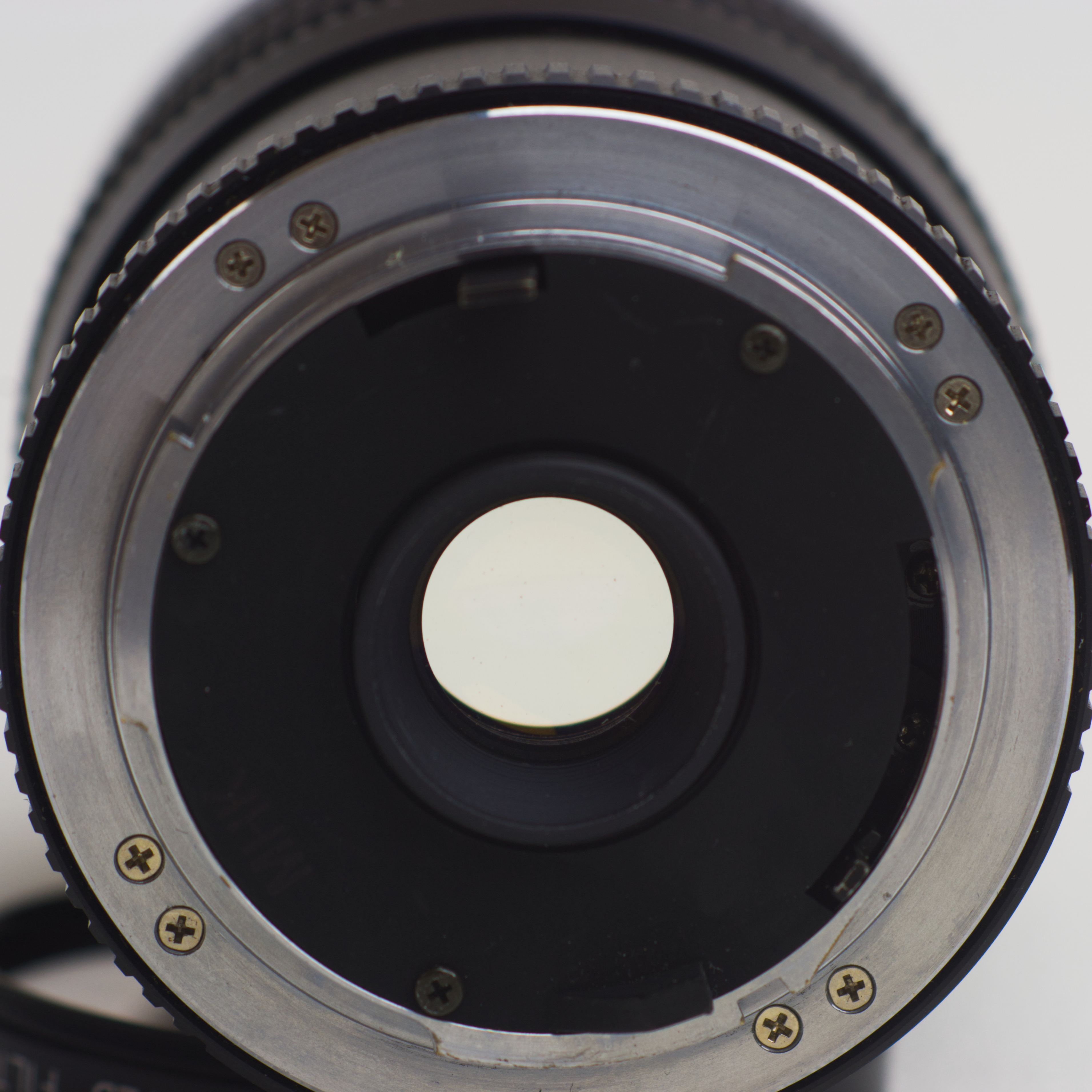 Yashica Len ML ZOOM 42-75mm F3.5-4.5 - photo 5