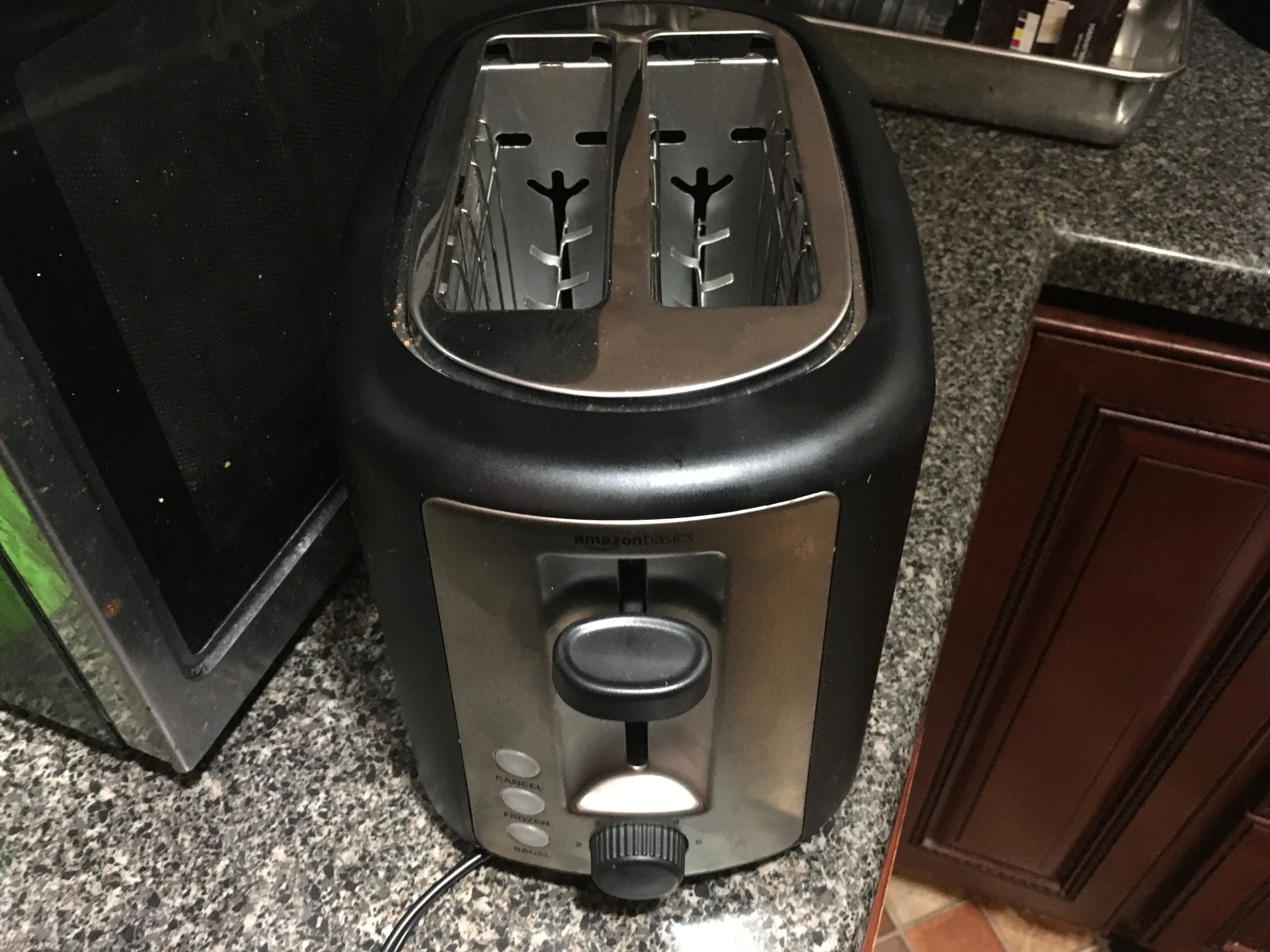 Amazon Basics Wide Slice Toaster, 6 Browning Settings, 900W thumbnail