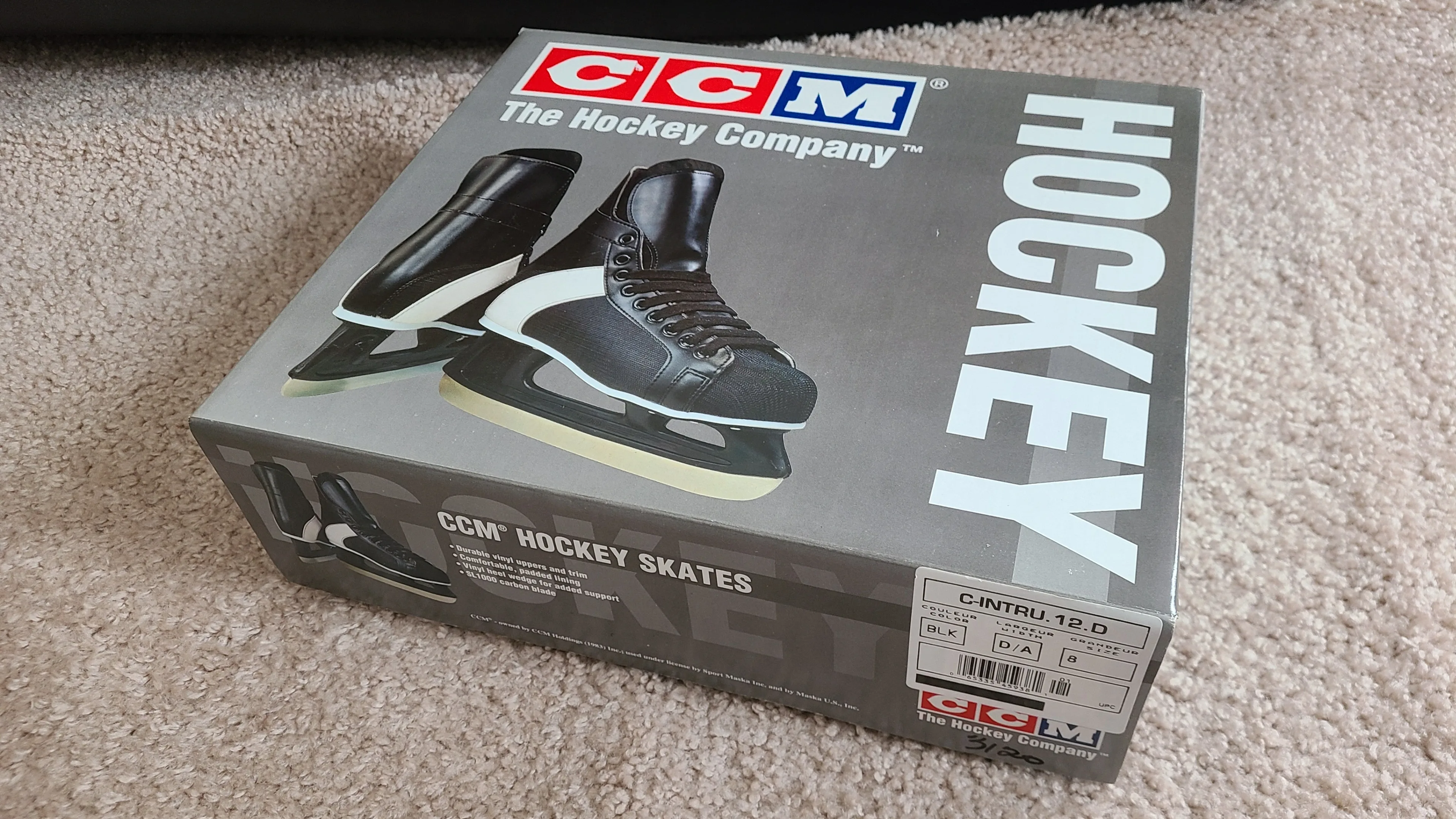 CCM hockey skates - Kids Size 8 image indicator(4)