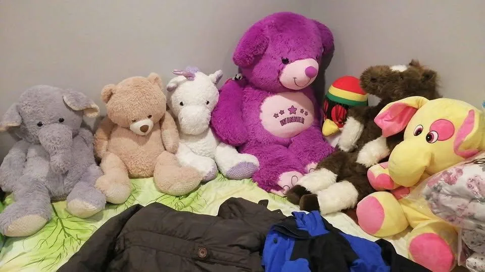 Giant stuffed animals thumbnail