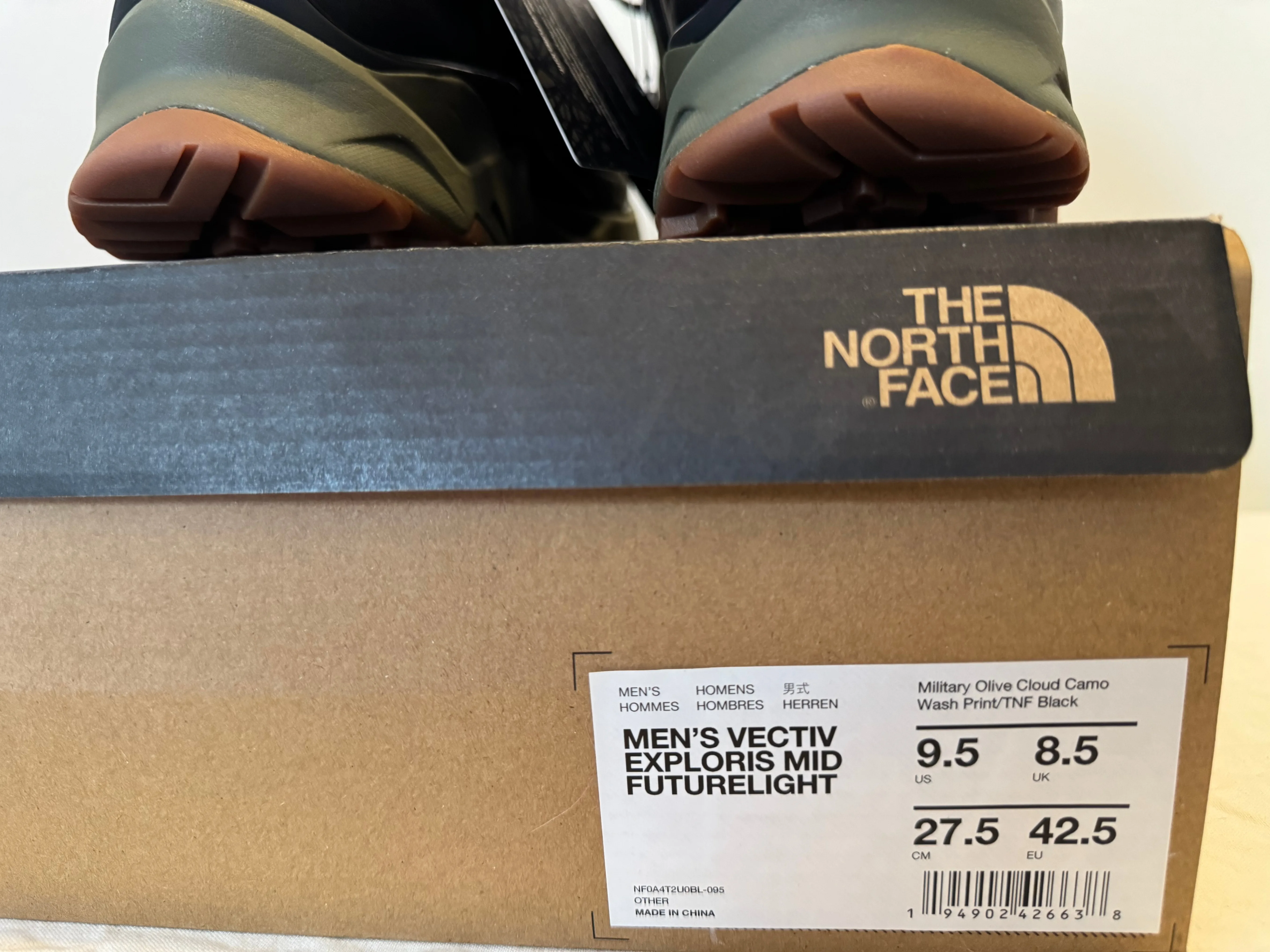 (BNIB) Northface men’s Vectiv Futurelight mid hiking boot (9.5) image indicator(6)