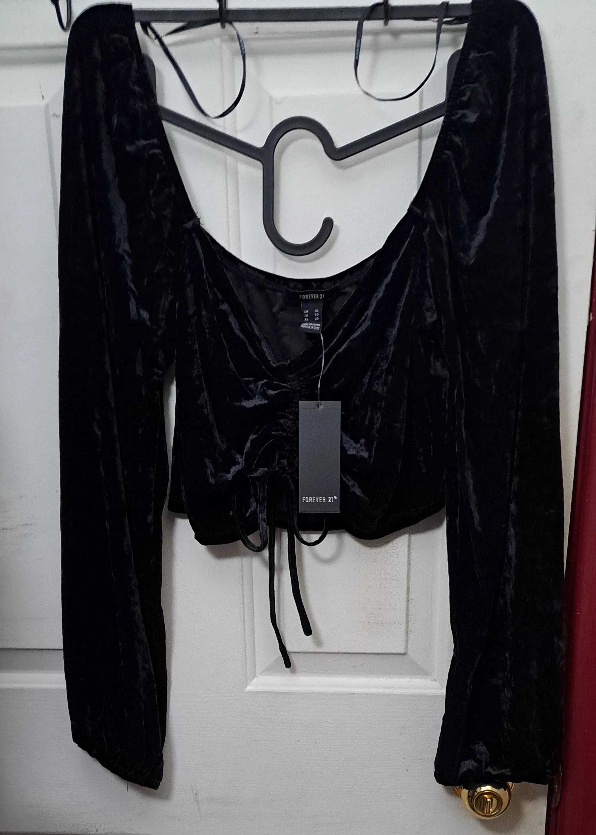 New Forever 21 Trendy Women's Cropped Top thumbnail