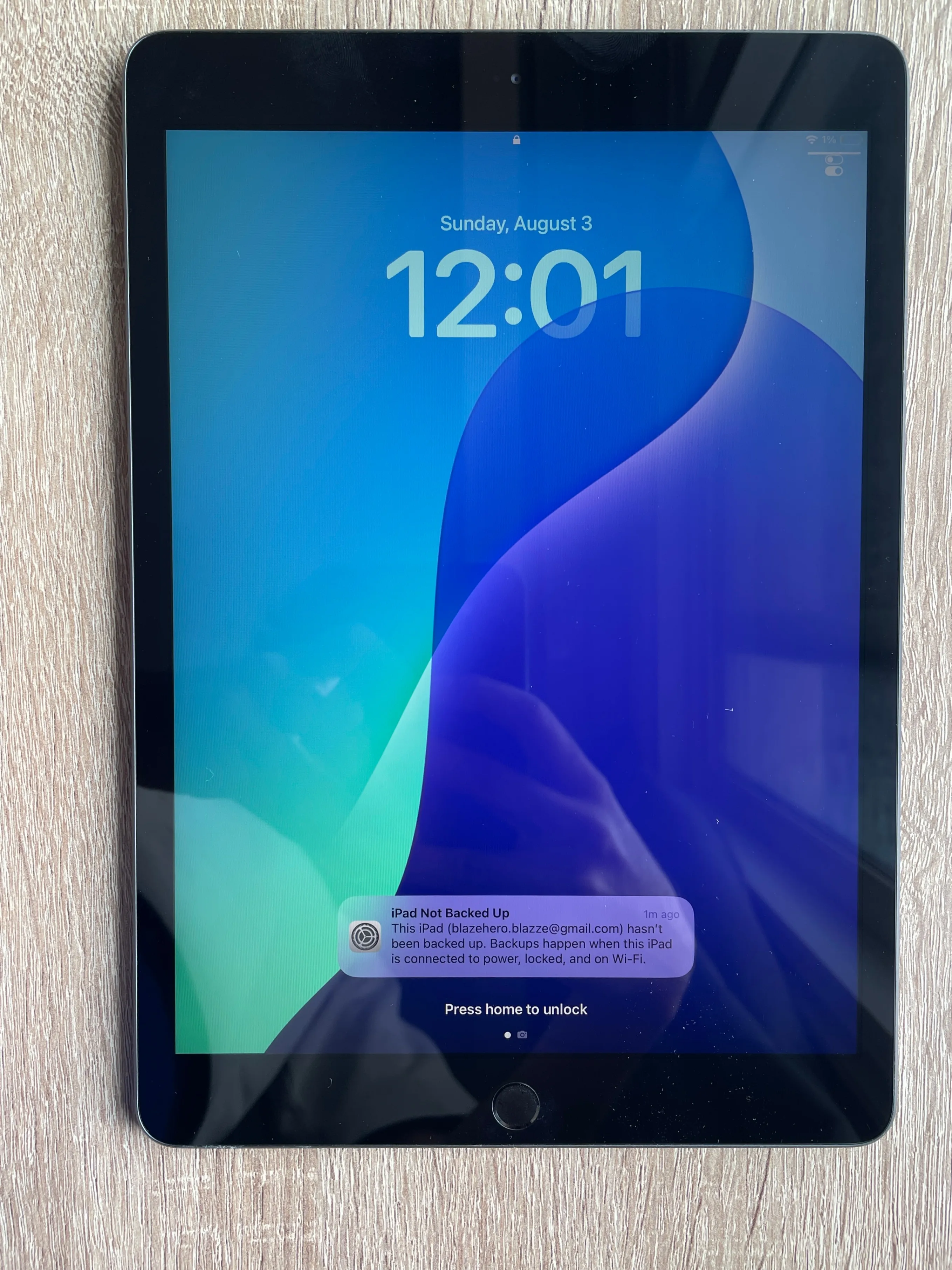 Apple iPad 7th Generation | 32GB Space Grey thumbnail