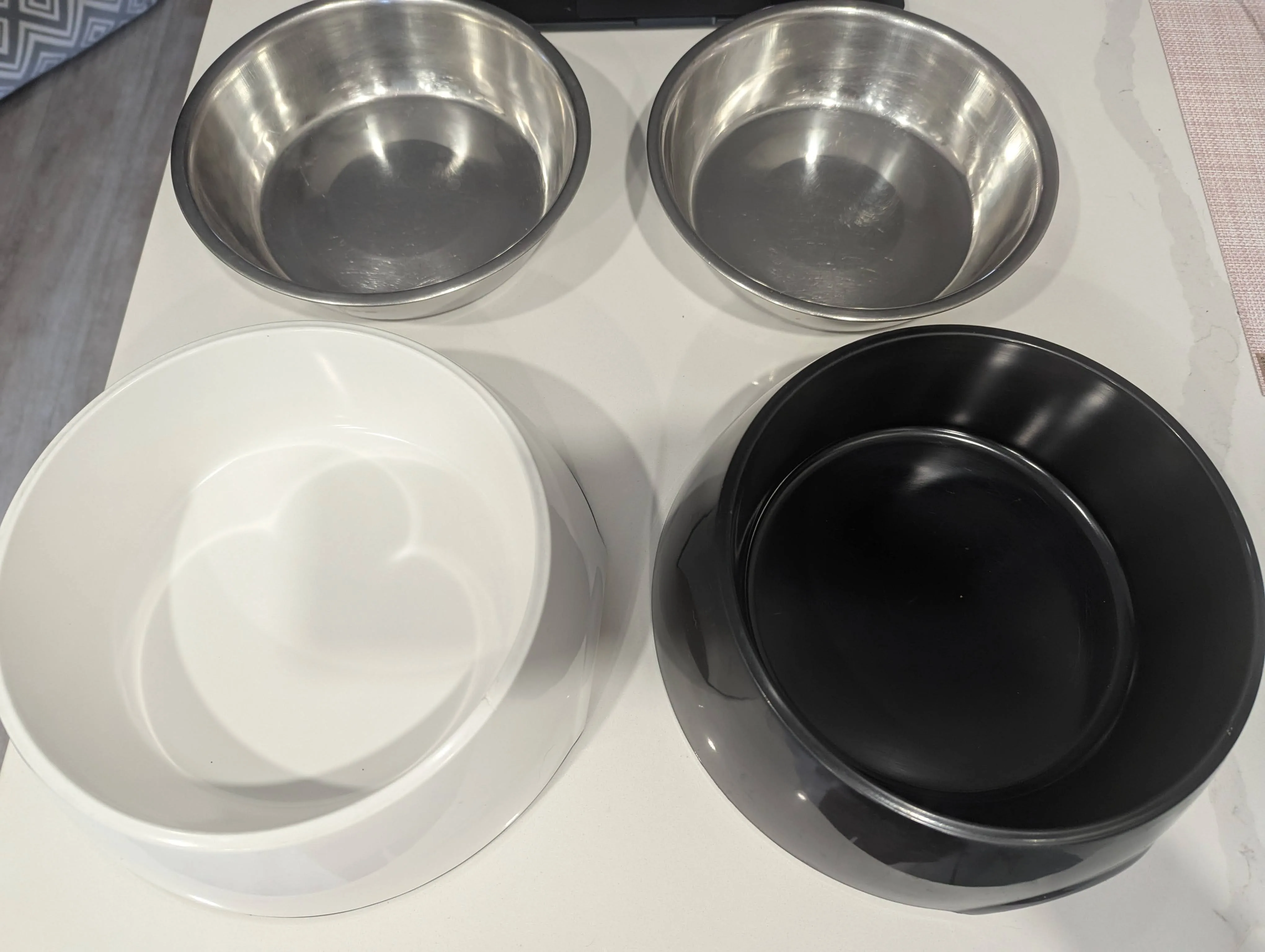Dog Bowls with Removable Stainless Steel Inserts (2 Bowls) image indicator(5)