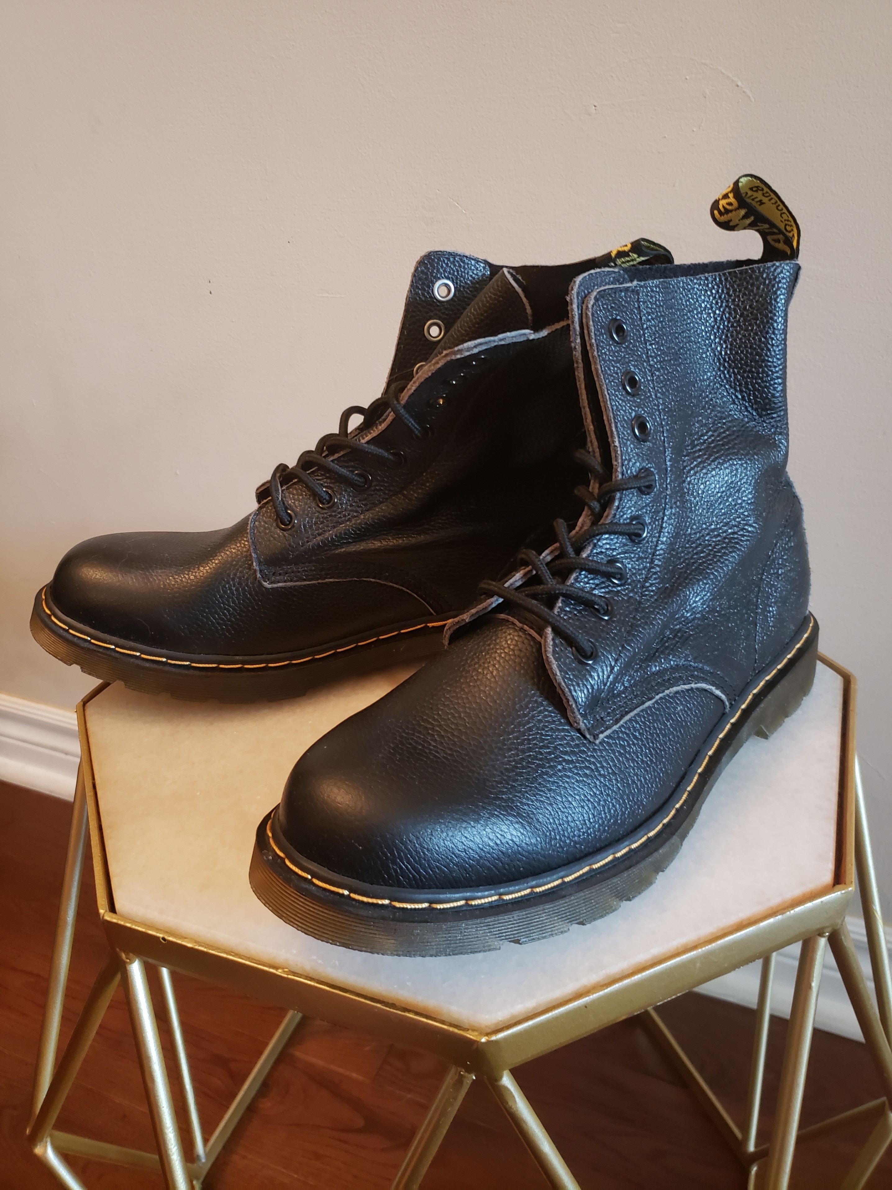 New! Classic Black Lychee Leather, Classic Navy, White boots - photo 3
