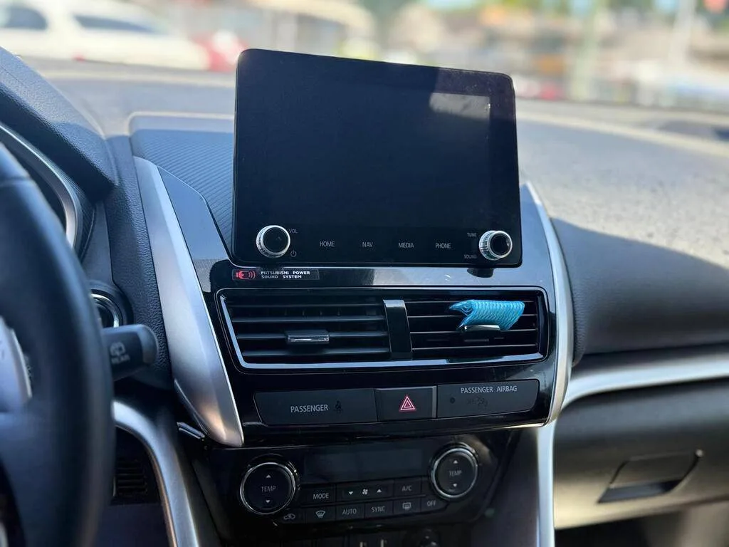 2023 Mitsubishi Eclipse Cross image indicator(4)