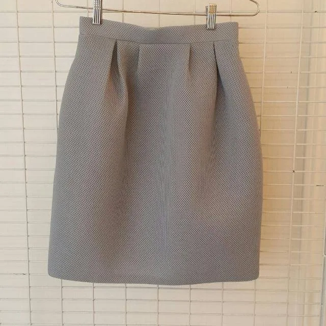 Obakki Women’s Grey Textured Bubble Skirt – Size 2 thumbnail