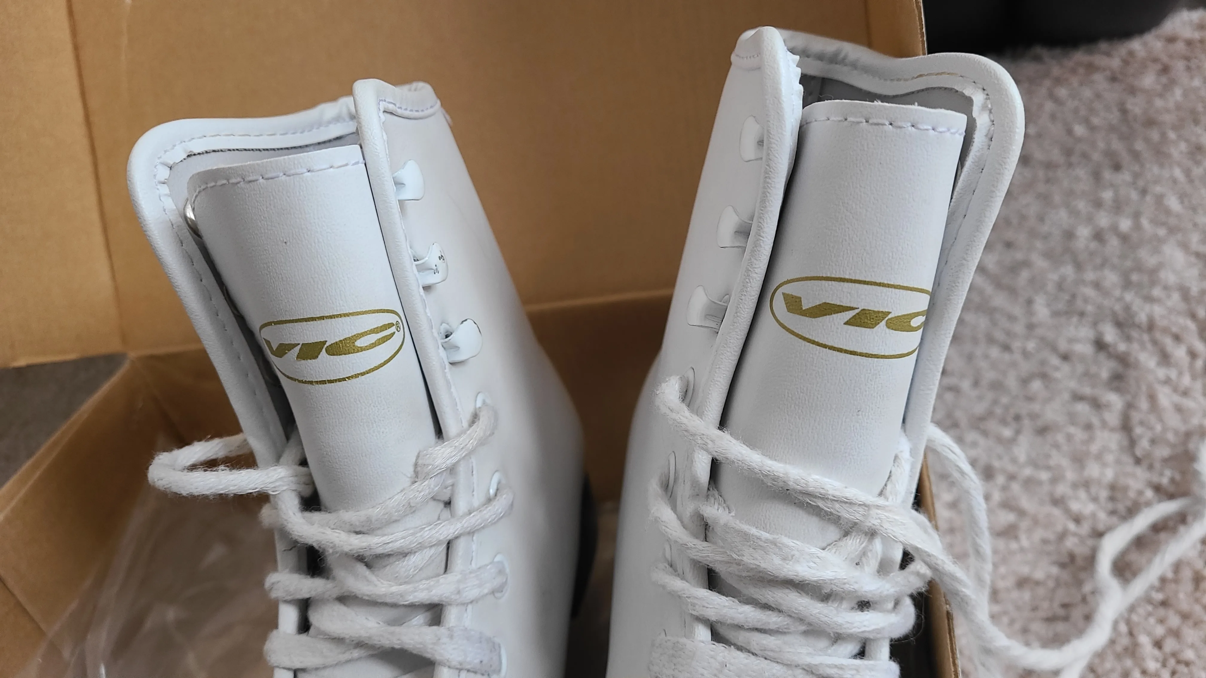 Figure skate (Size: Junior 1) image indicator(8)