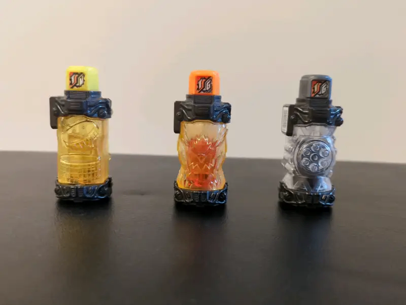 Kamen Rider Build DX FullBottles - photo 2