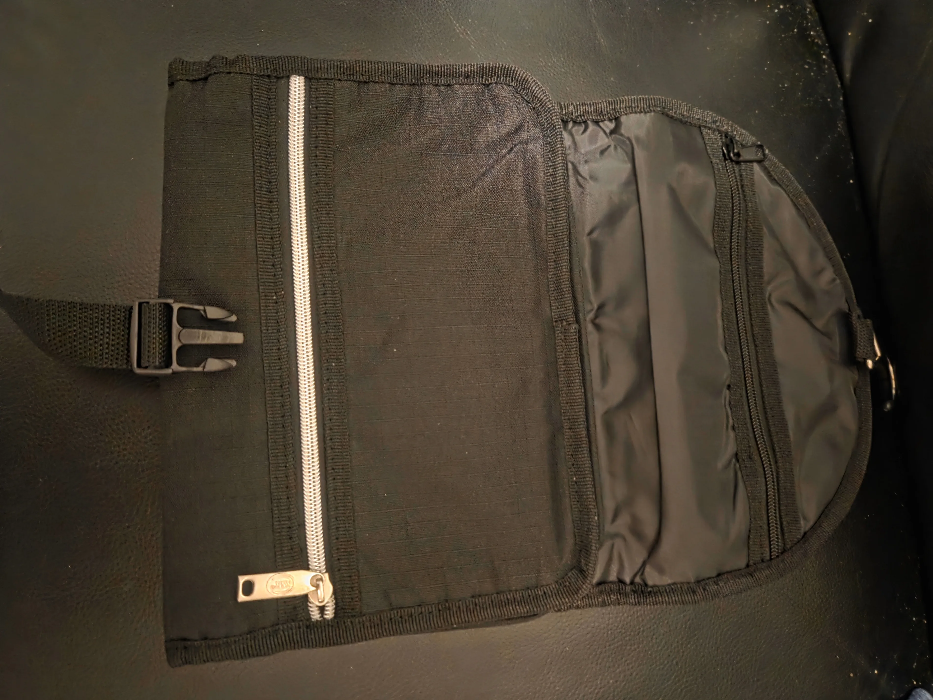 Ladies Travel Accessories Holder image indicator(3)