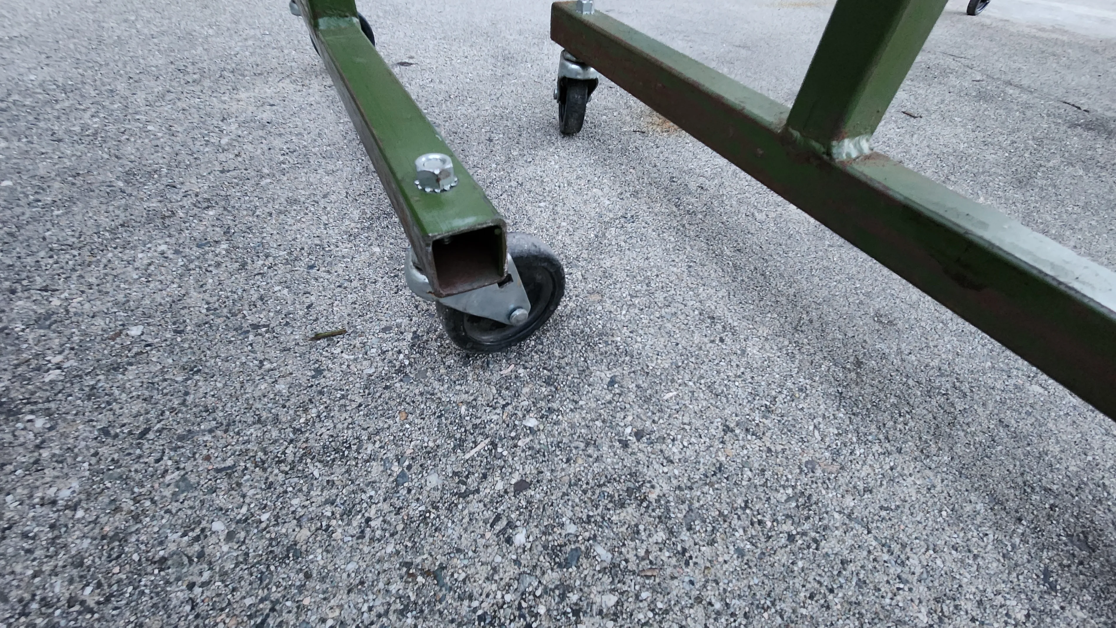 💪 Heavy Duty Clothing Rack - Built Tough 🚚 - $50 image indicator(3)