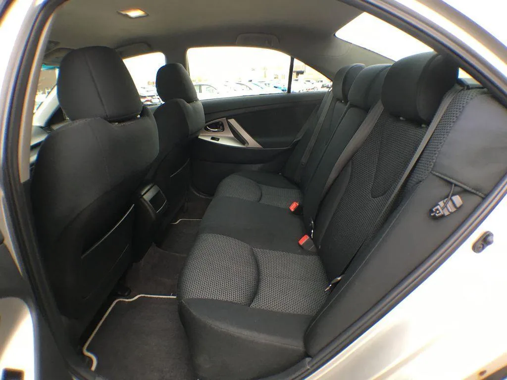 Toyota Camry 2011 SE no accident with remote starter and clean image indicator(10)